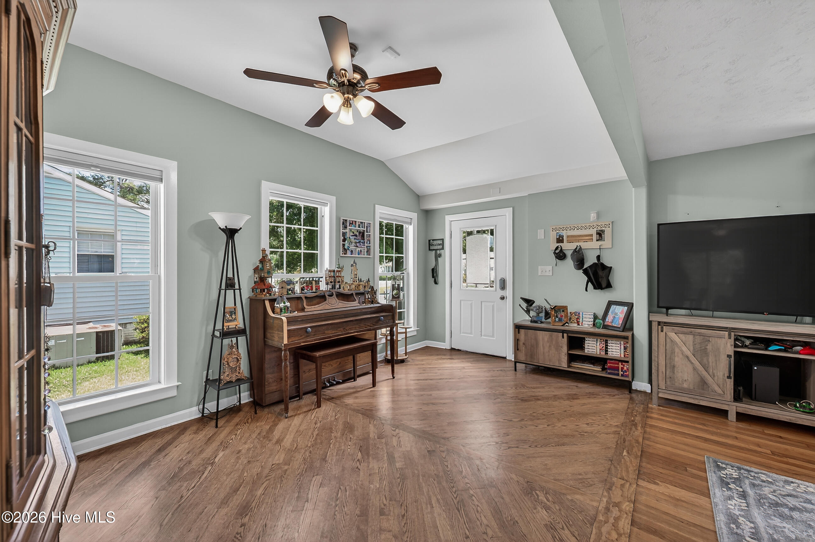 512 Woodhaven Drive,Jacksonville