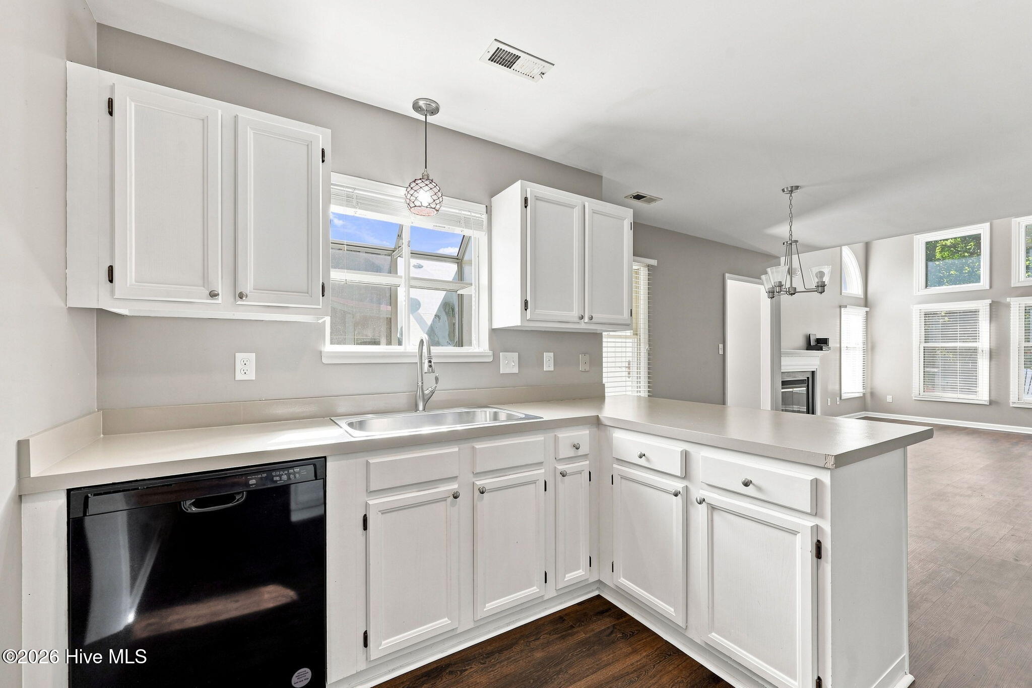 401 Cedarwood Village,Morehead City