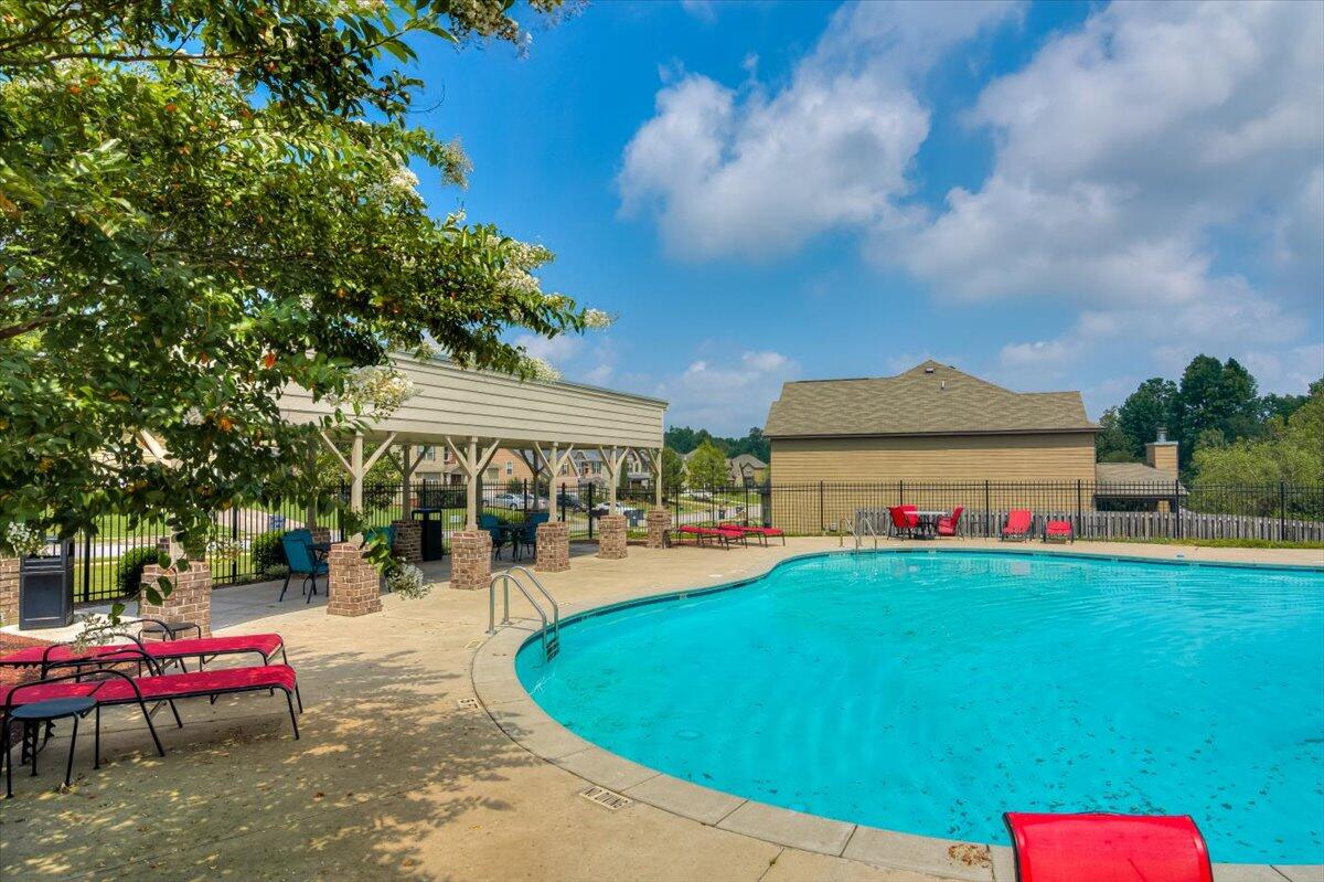5026 Vine Lane