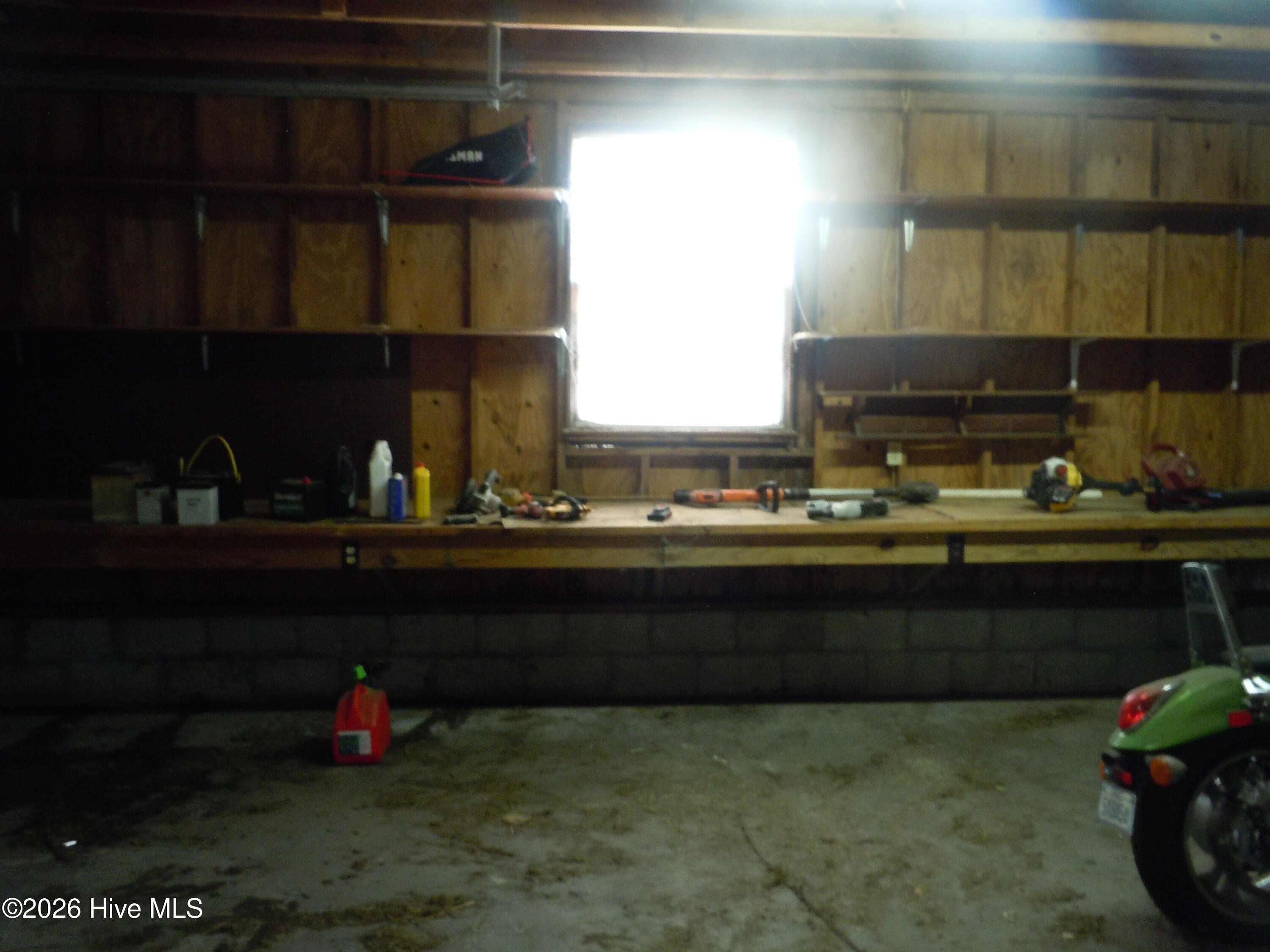 100565752 | Photo 56