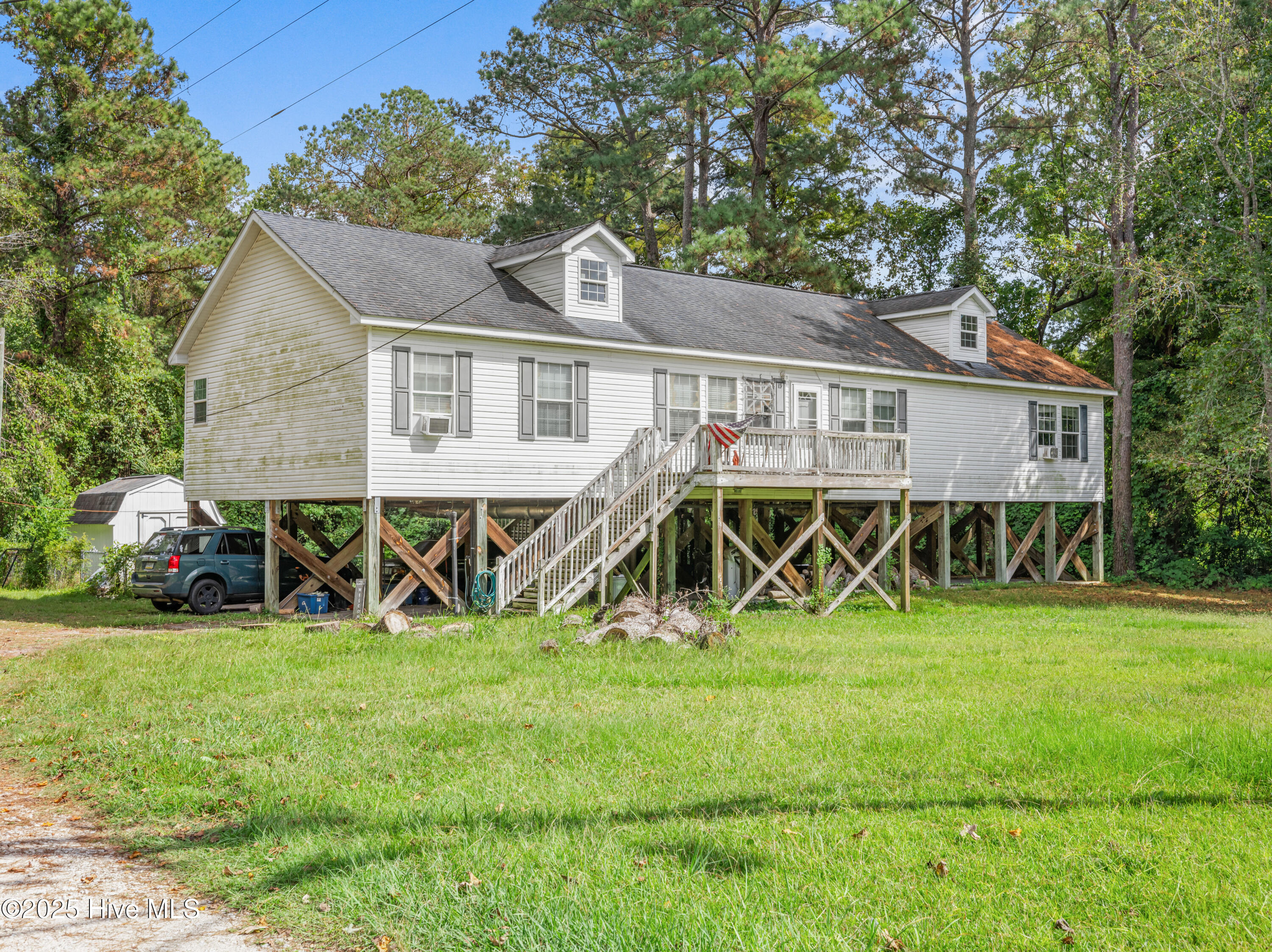 Homes for sale in Jacksonville, NC | 209 Red Oak St, Jacksonville, NC 28540 | MLS# 100536182