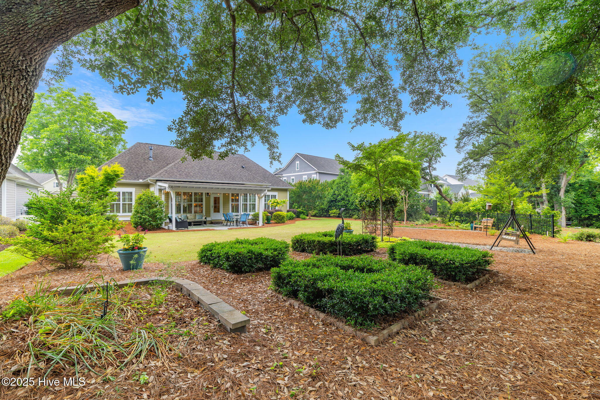 100508421 | Photo 70