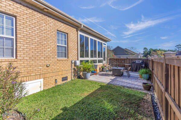 100543006 | Photo 35