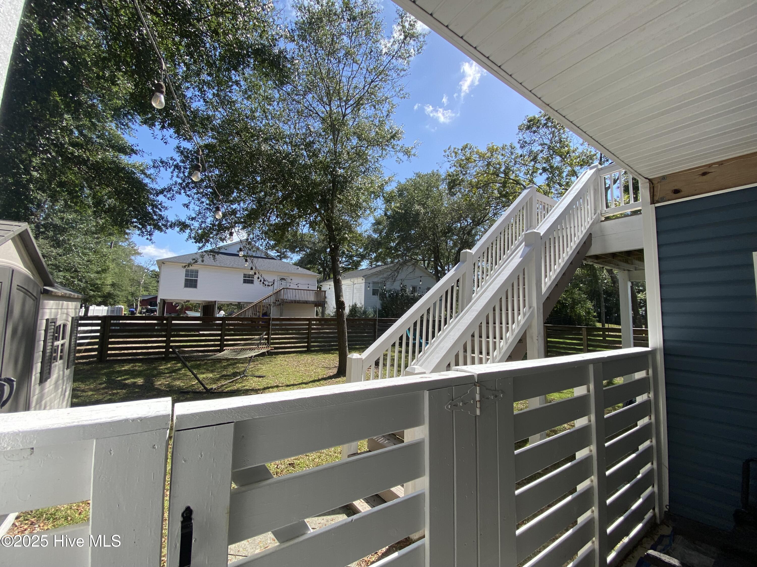 100533868 | Photo 41