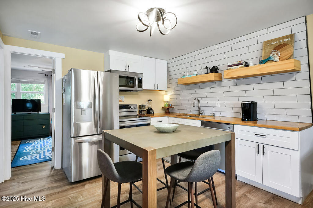 100538835 | Photo 12