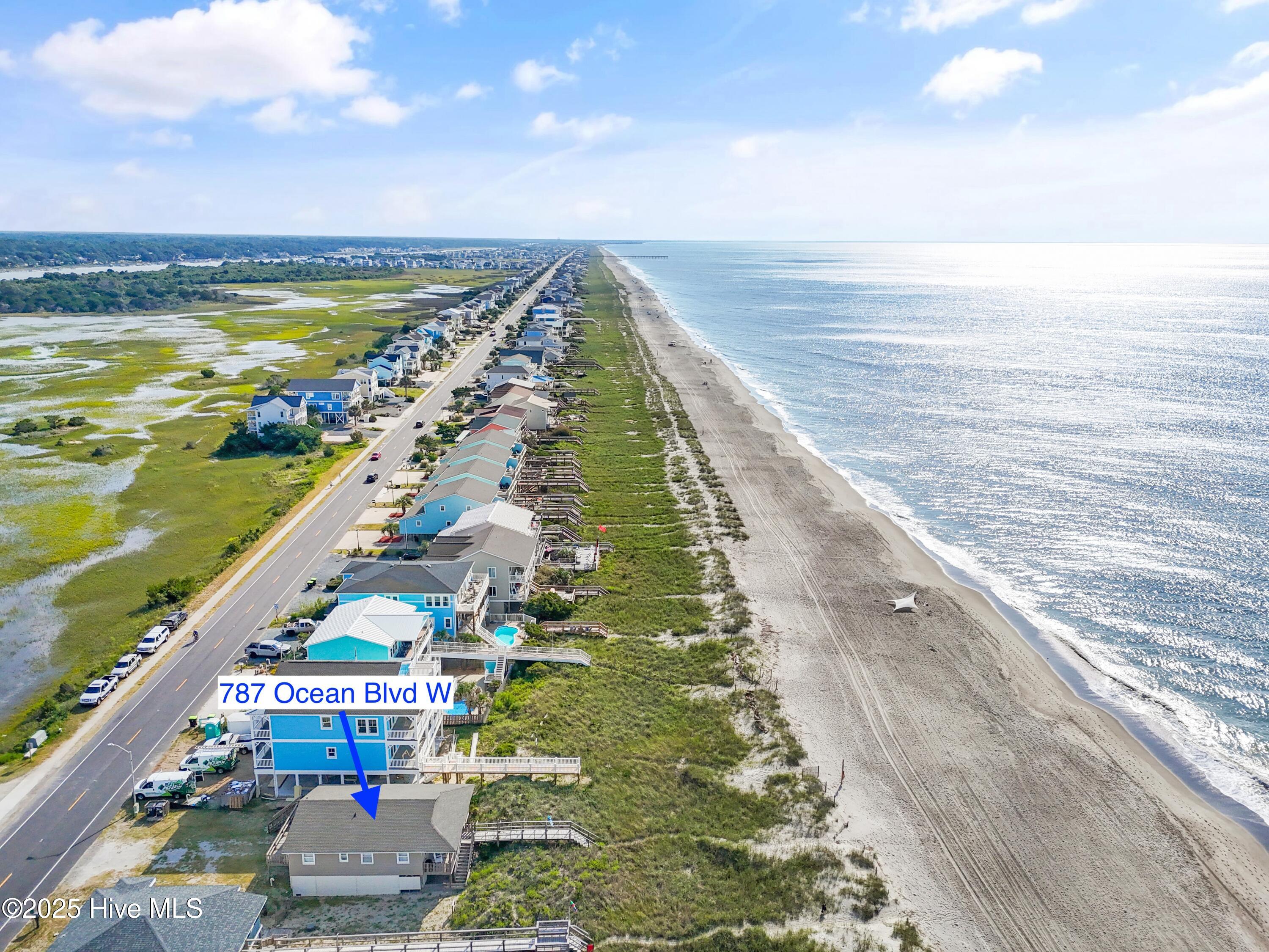 100529759 | Photo 51