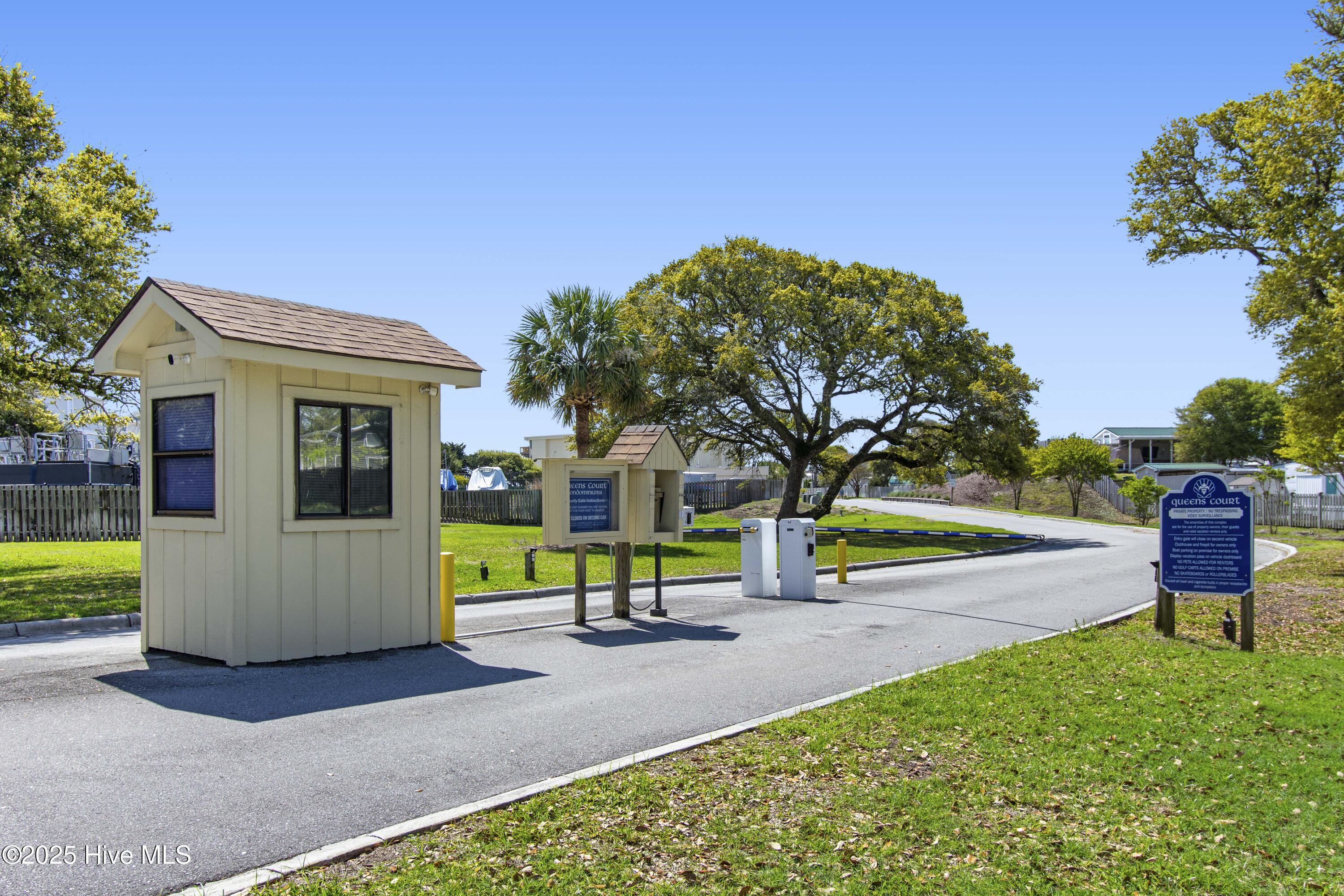 100519388 | Photo 55