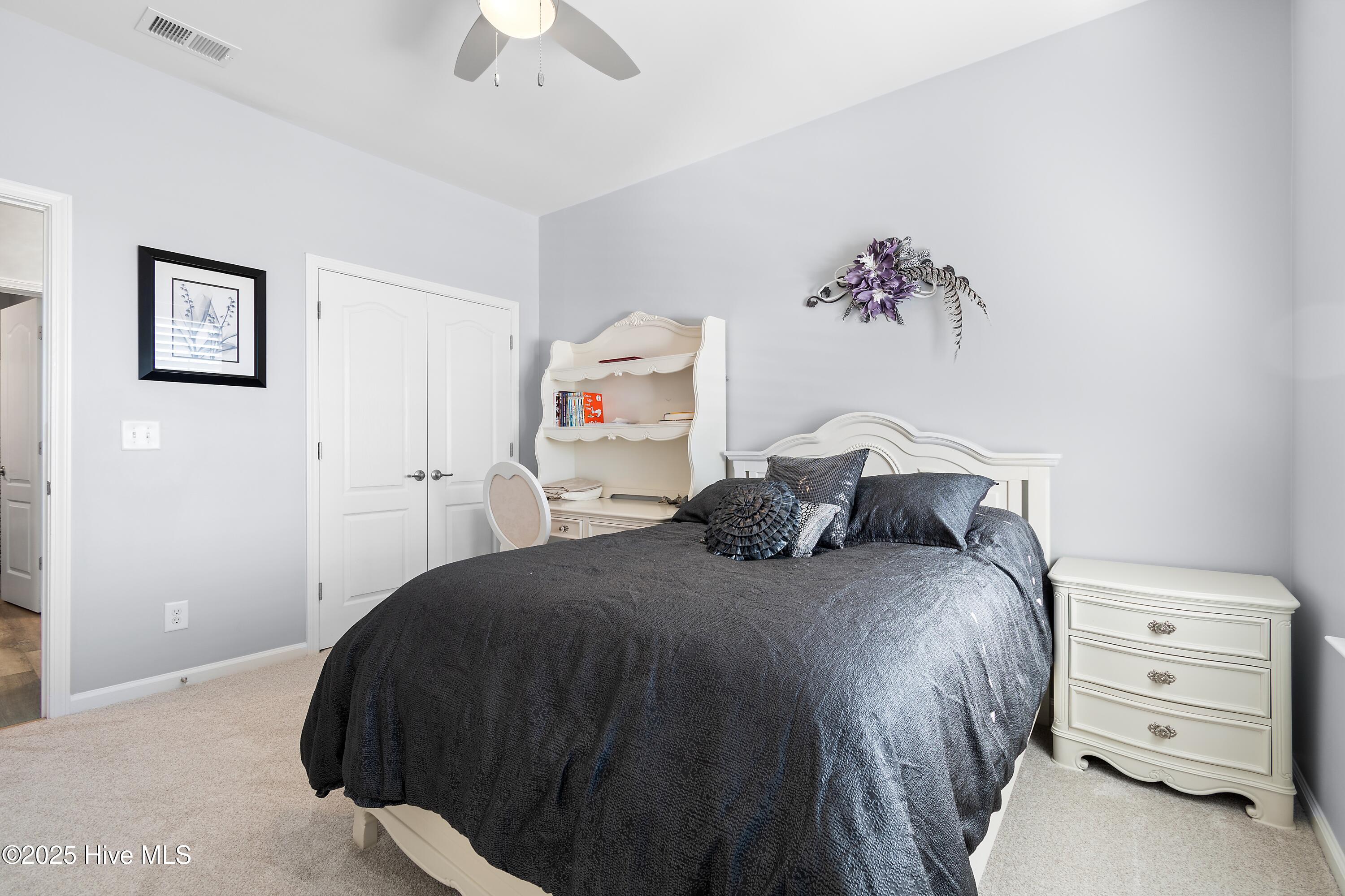 100542898 | Photo 40