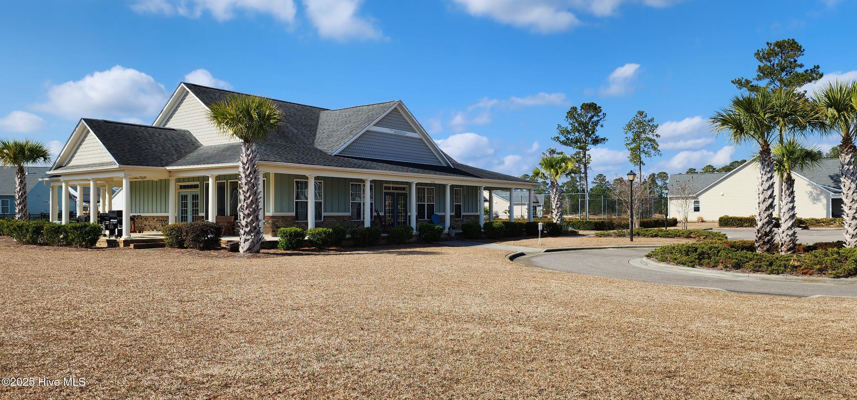 100491701 | Photo 53