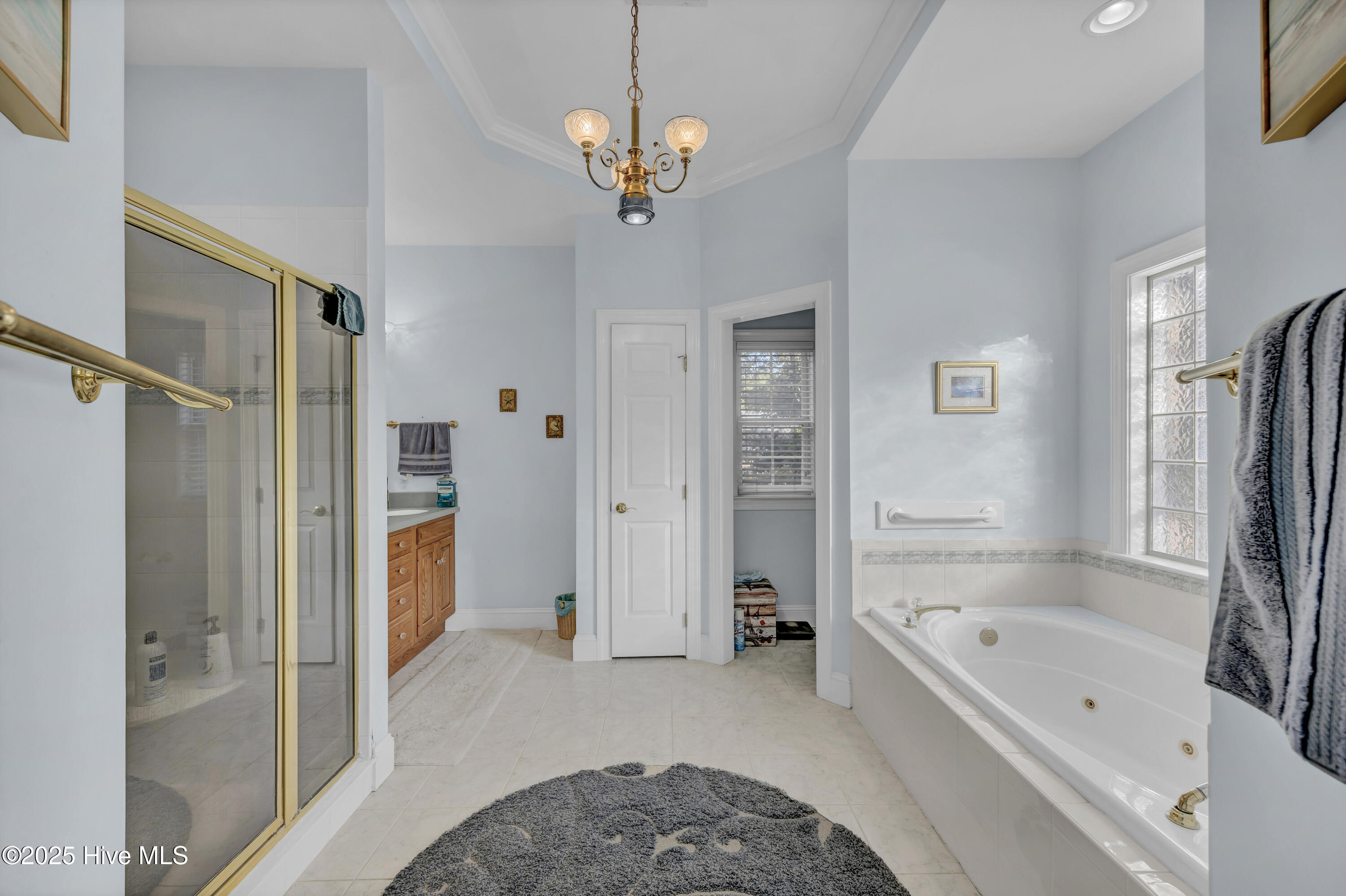 100546404 | Photo 16