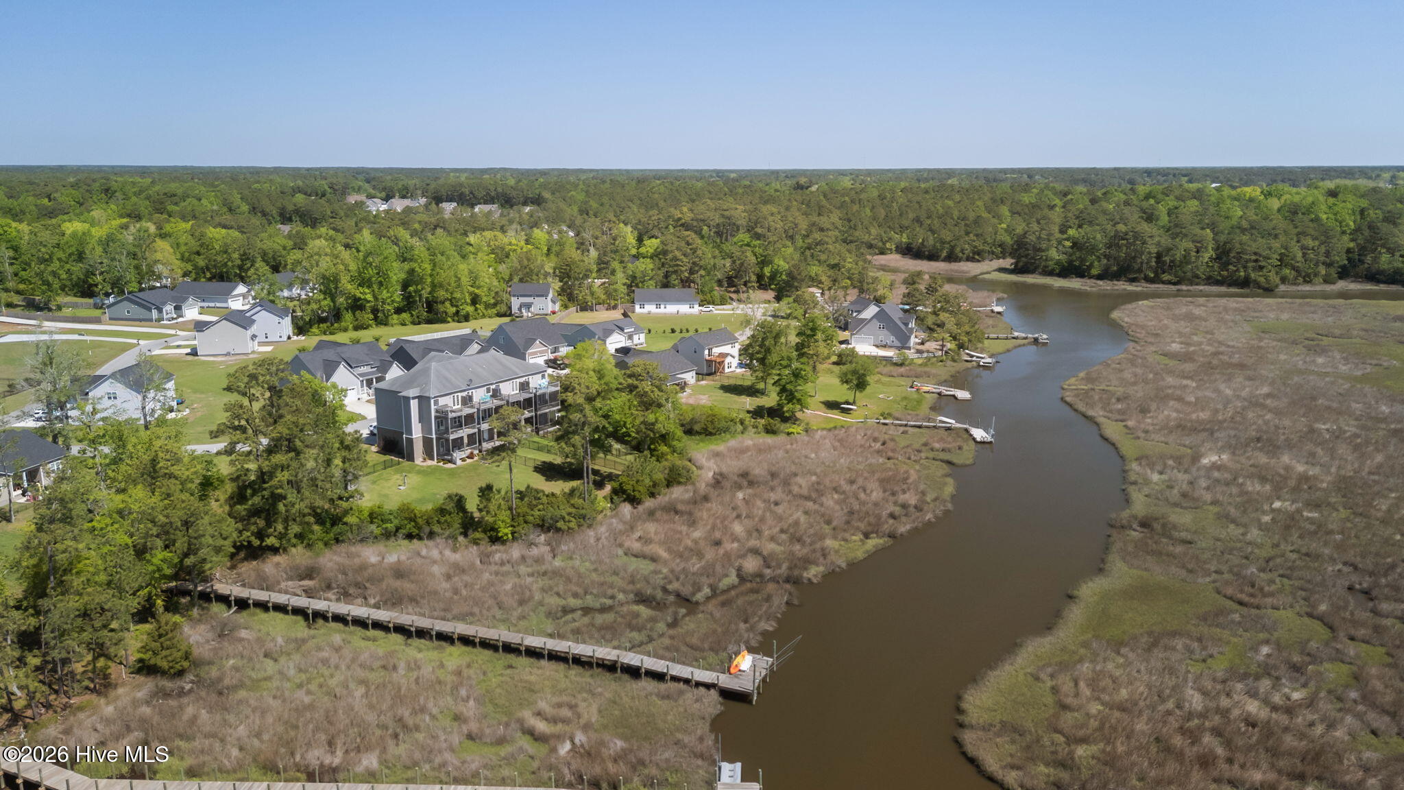 400 Garland Shores Drive,Hubert