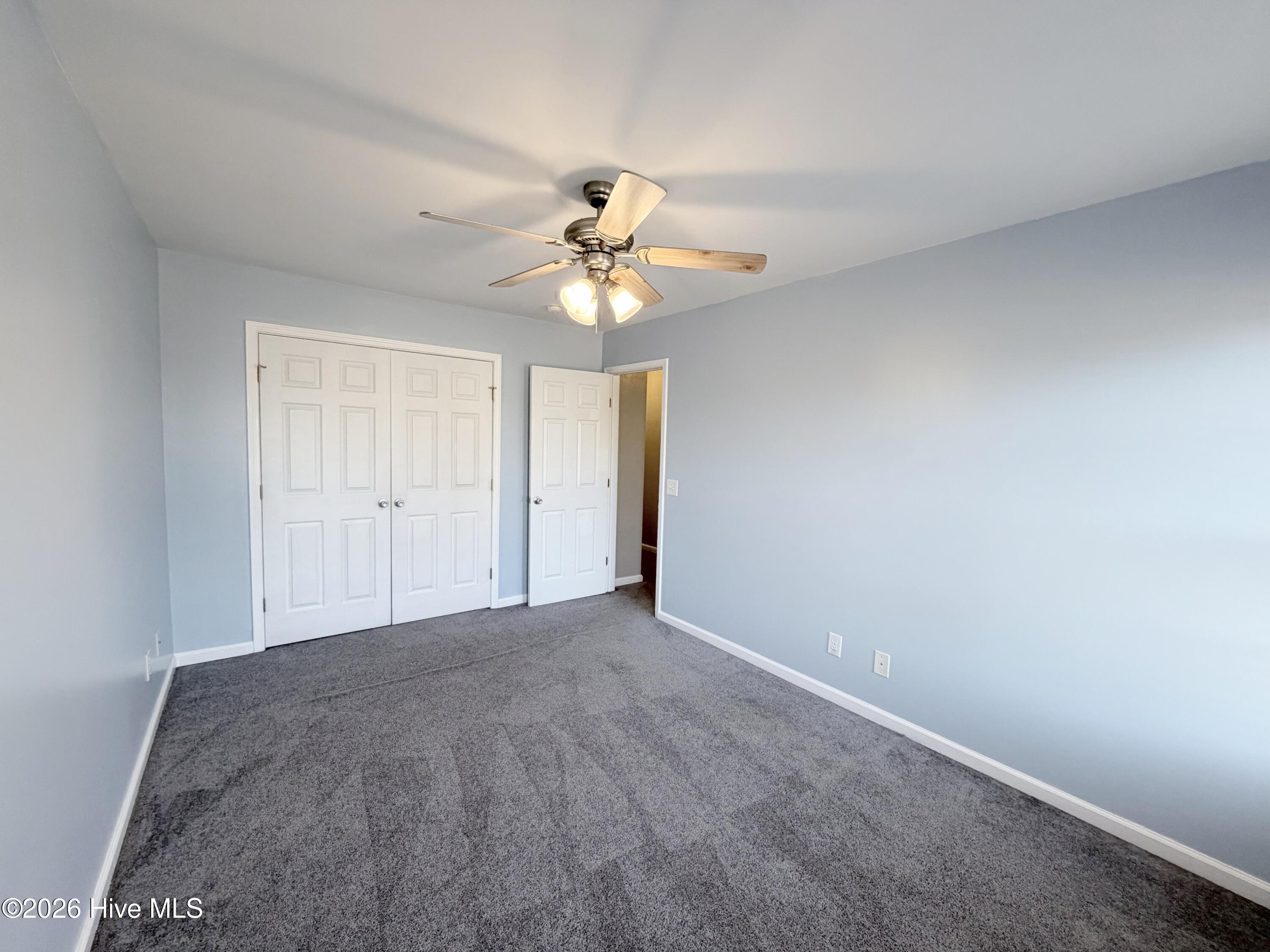 100547389 | Photo 37