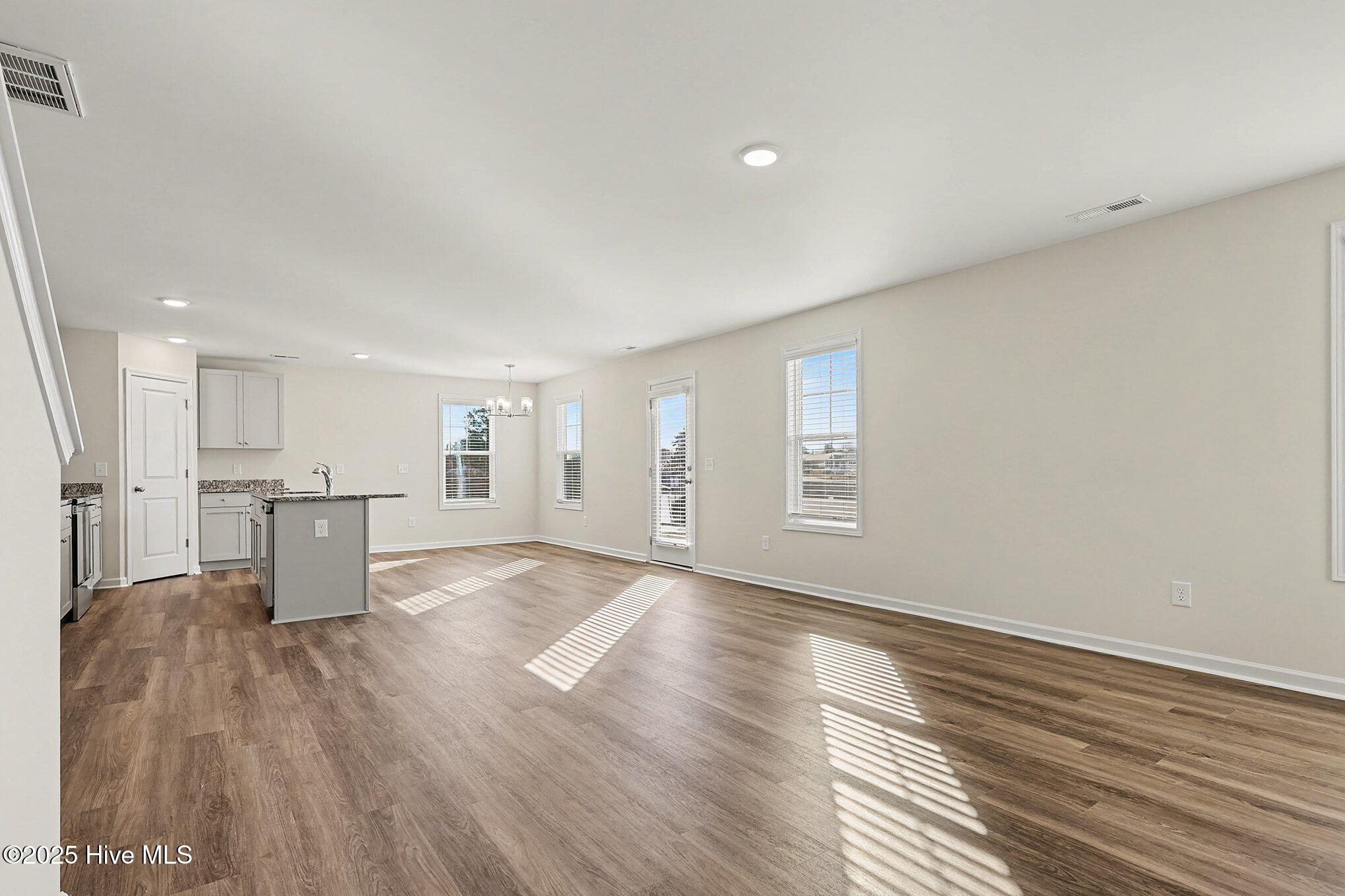 40 E Emily Gardens Drive, Selma, NC, 27576