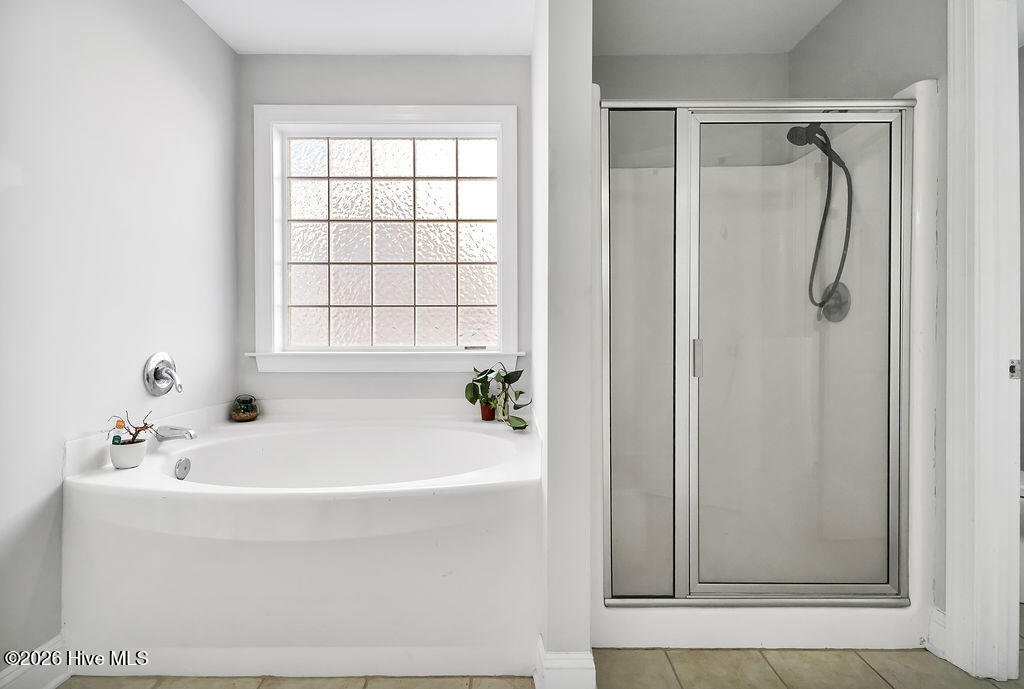 100550972 | Photo 25