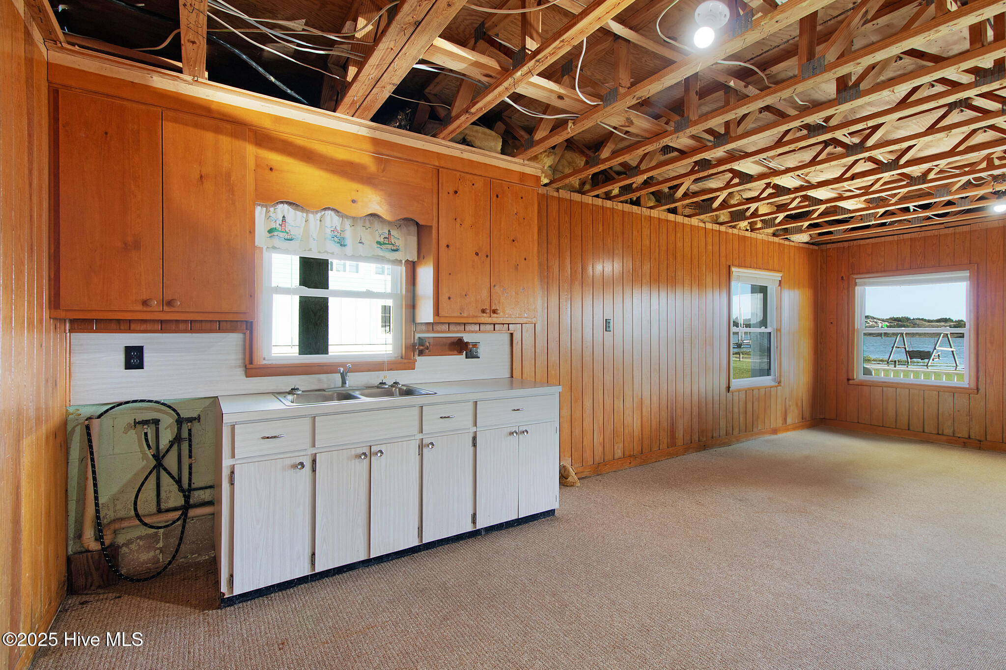 100535334 | Photo 37