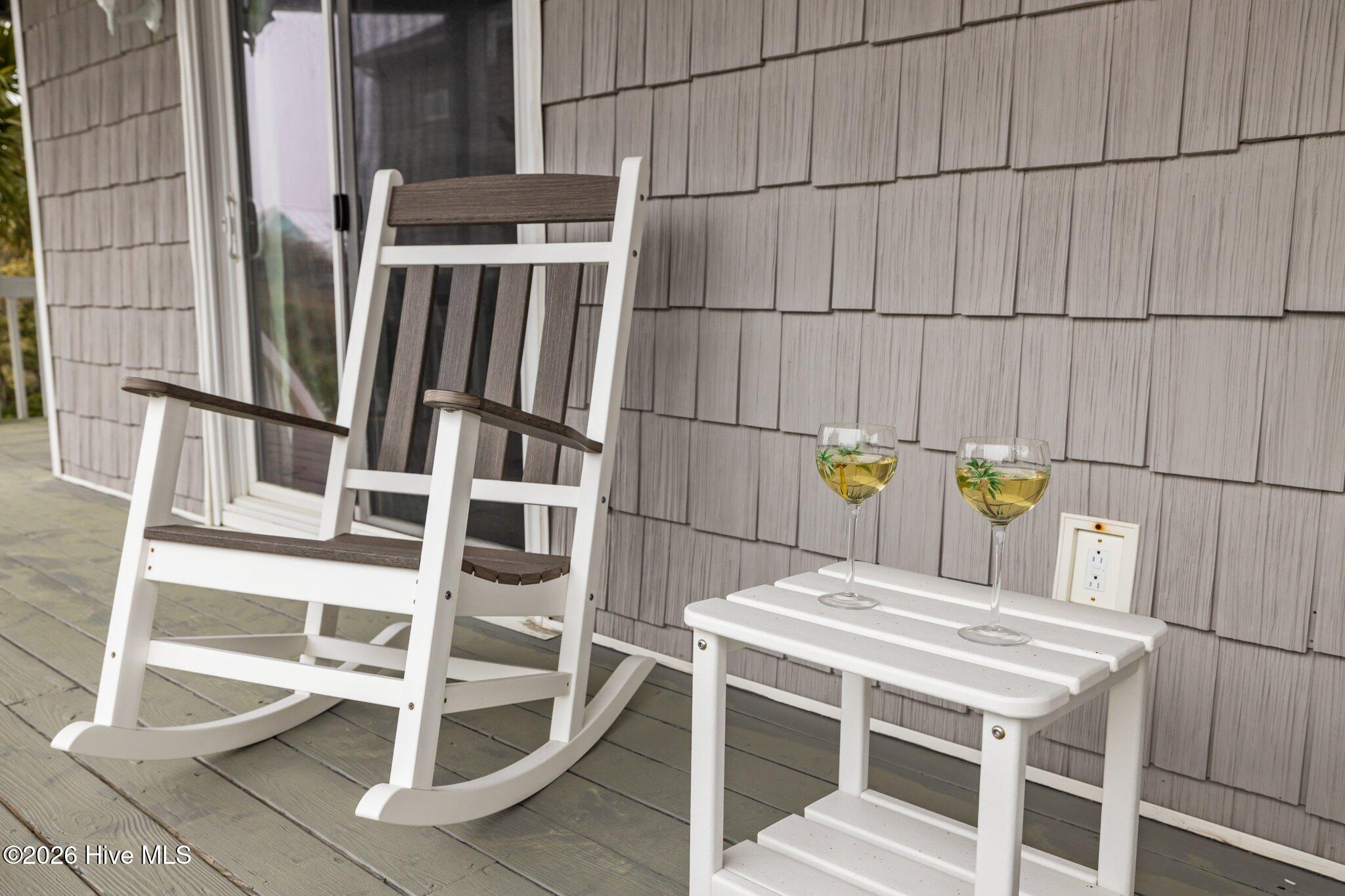 100565802 | Photo 39