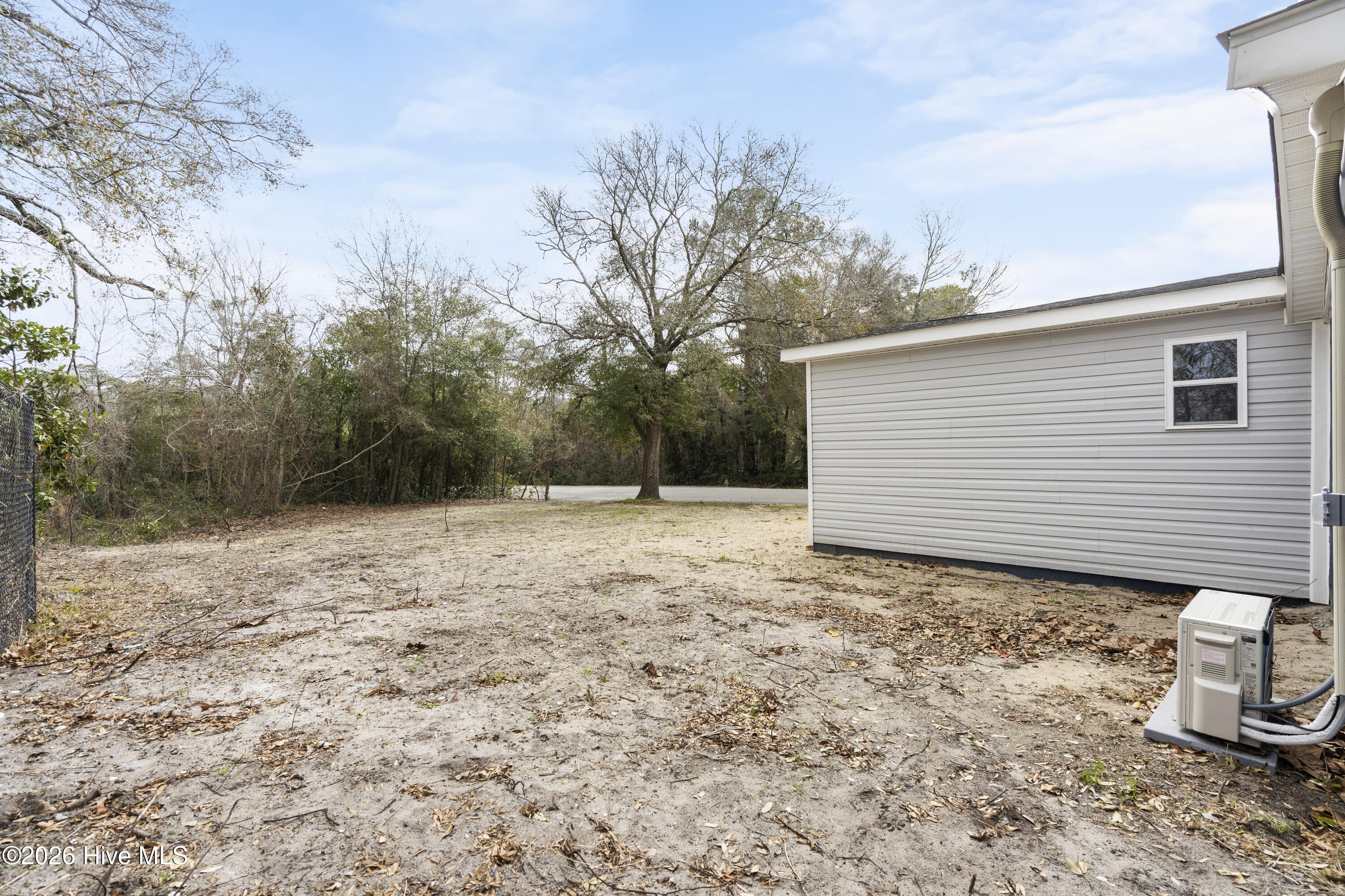 100556703 | Photo 38