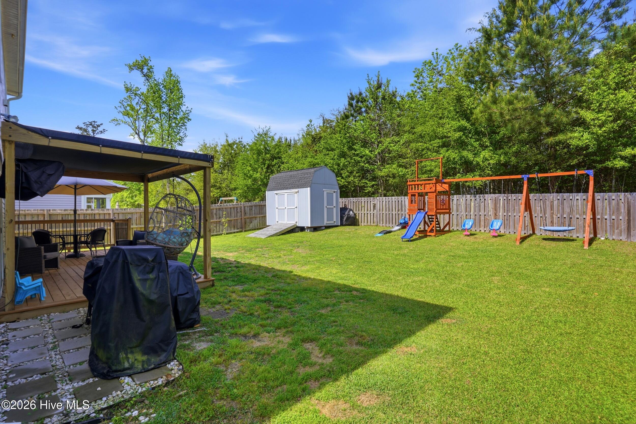 100567183 | Photo 42