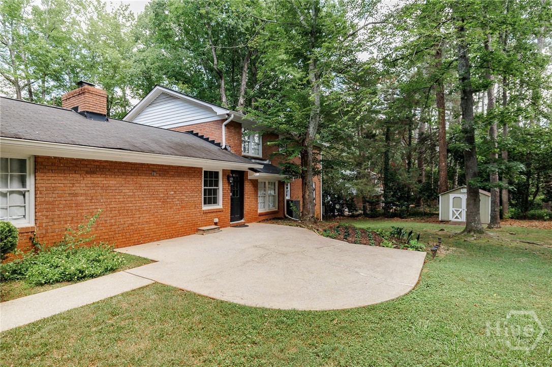 140 Rollingwood Drive
