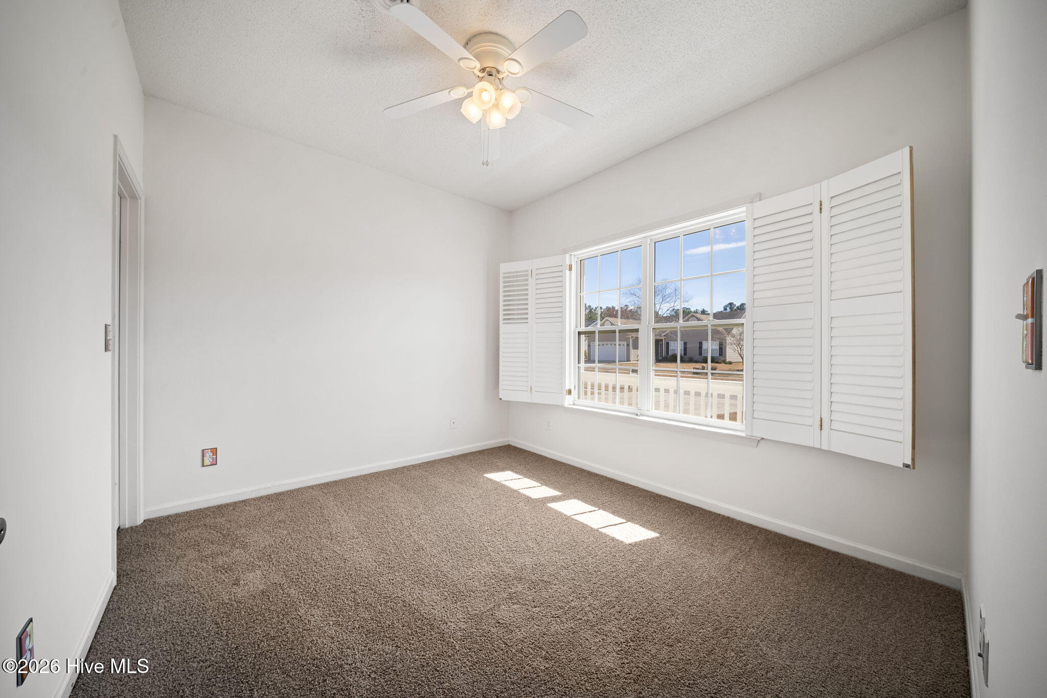 100556547 | Photo 29