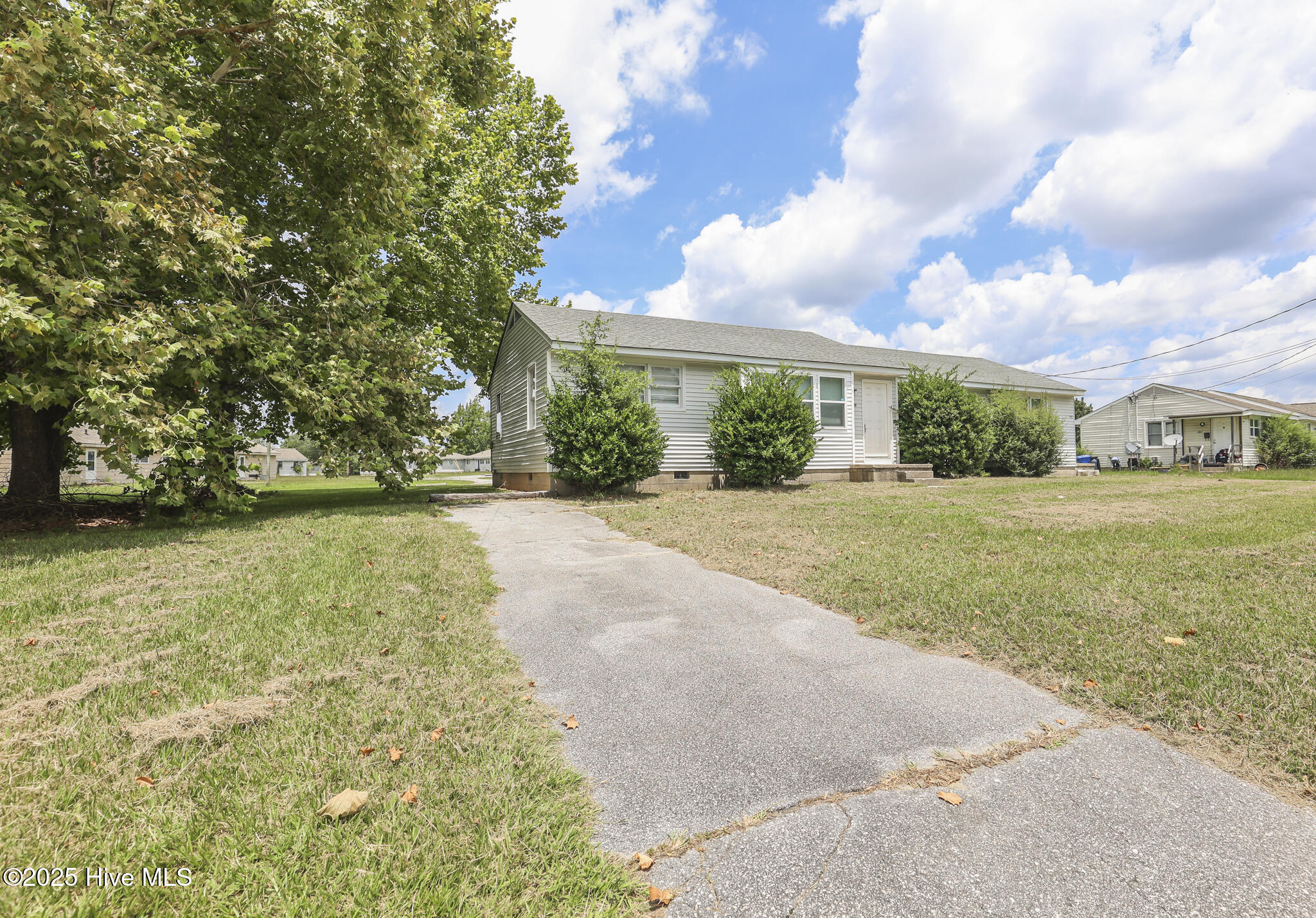 Homes for sale in Jacksonville, NC | 309-311 Starling St, Jacksonville, NC 28540 | MLS# 100522187