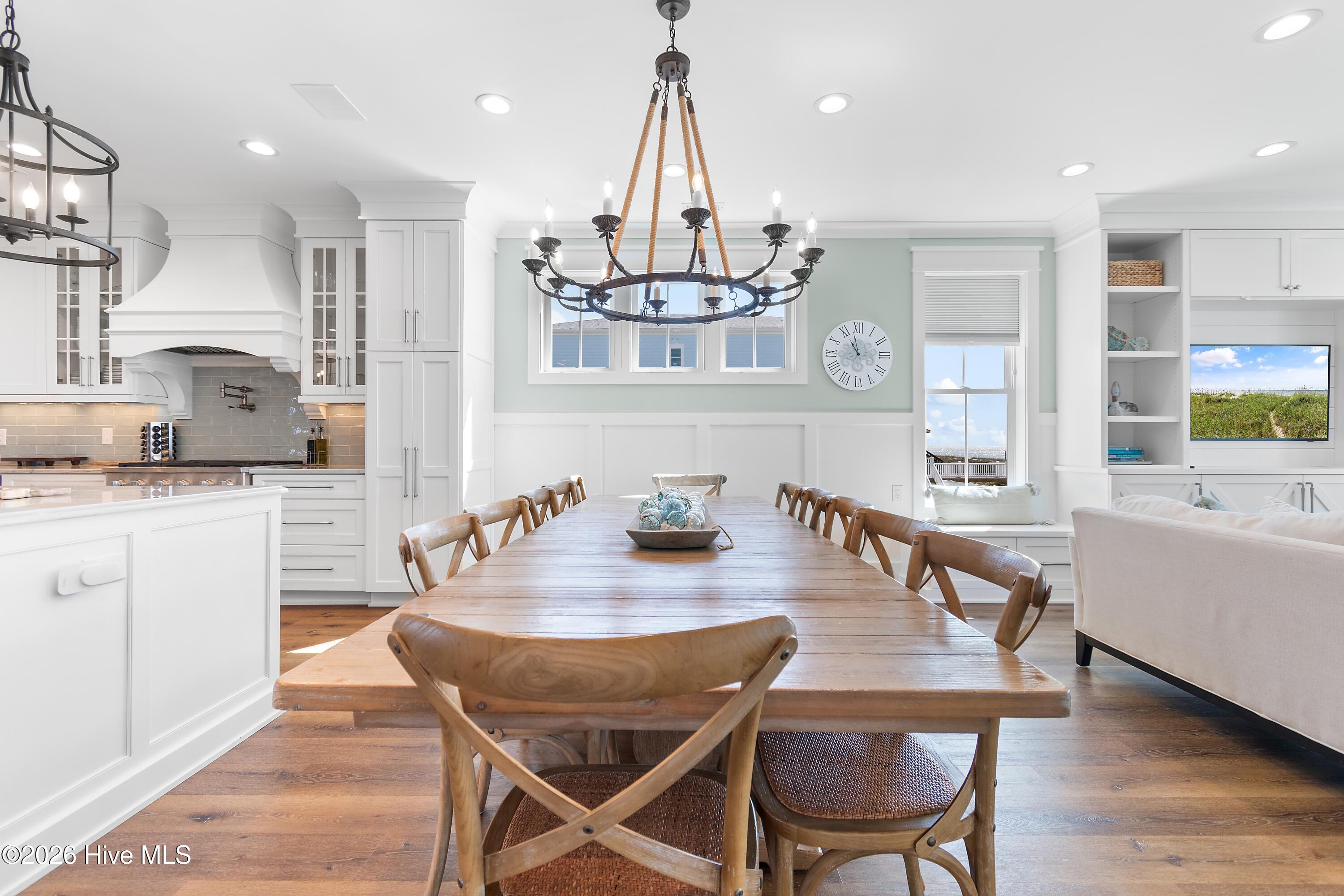 243 Ocean Boulevard W, Holden Beach, NC, 28462