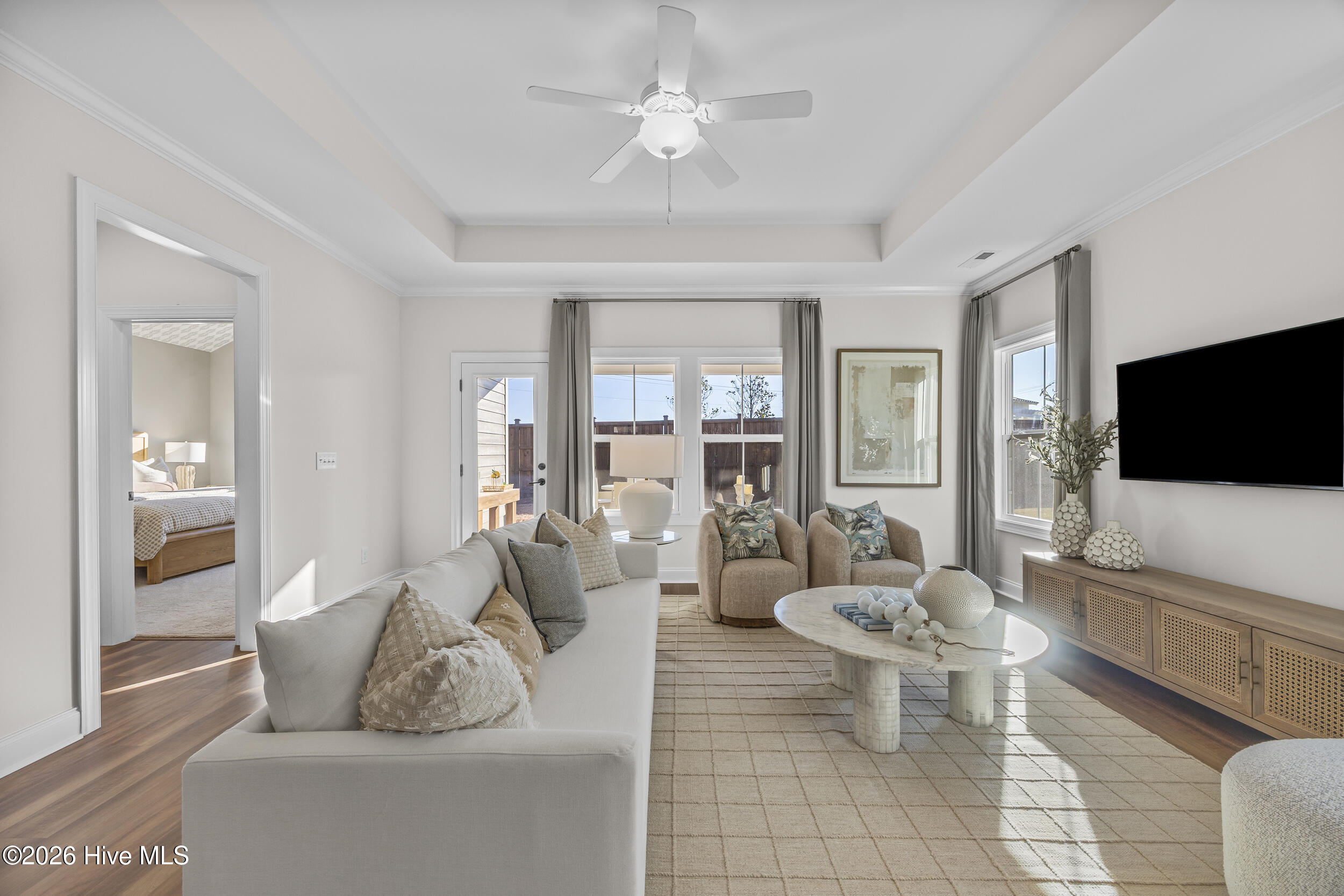 100556247 | Photo 20