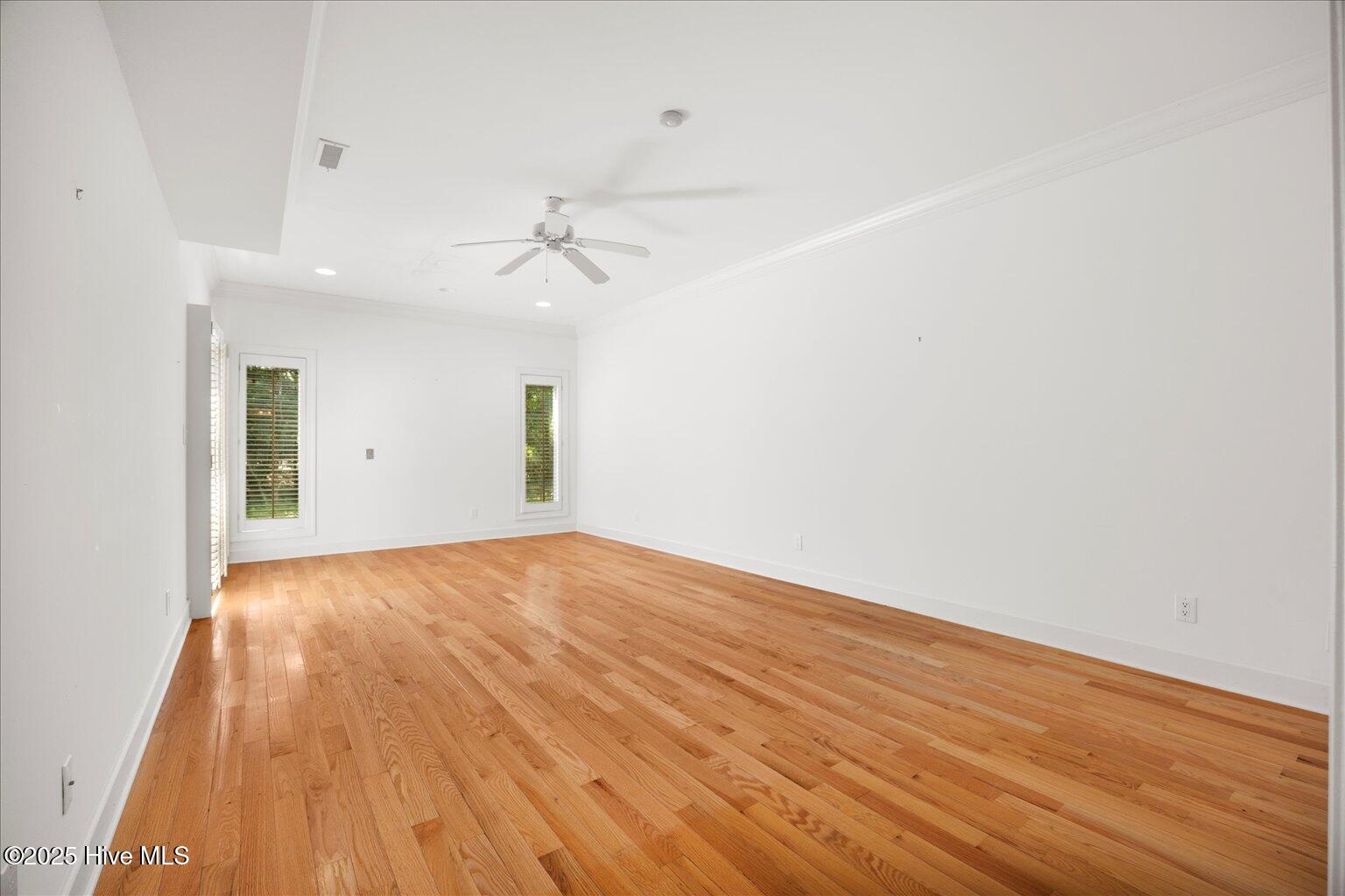 100527258 | Photo 26