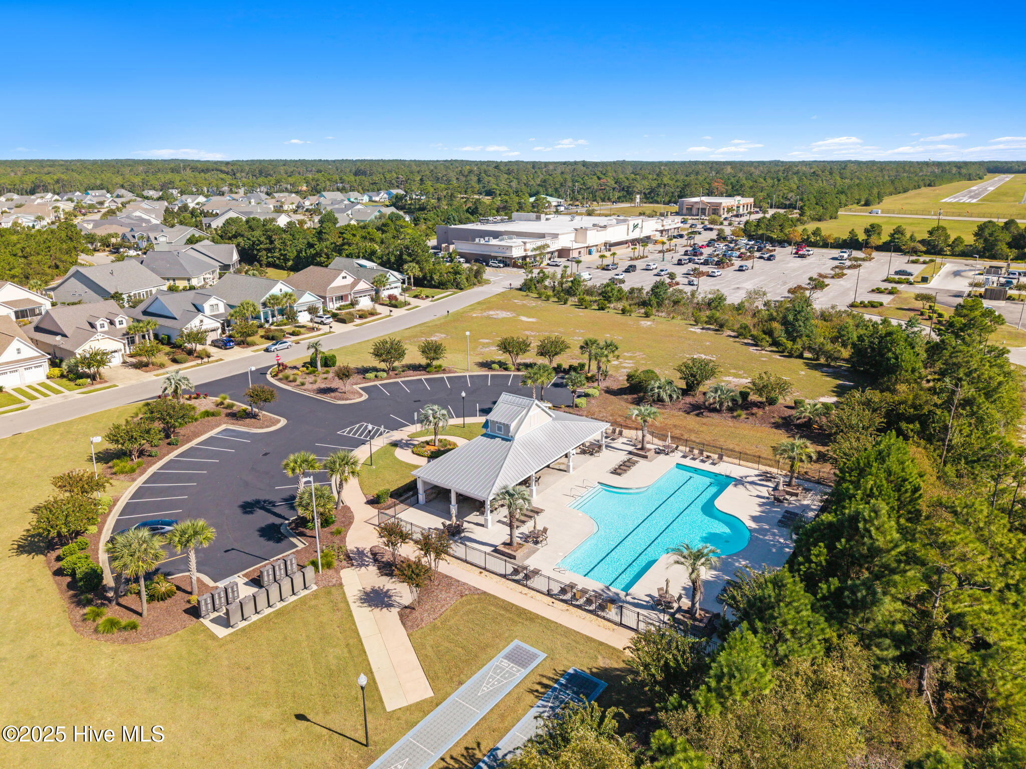 100534484 | Photo 17