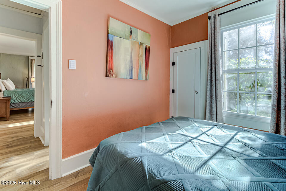 100550218 | Photo 16