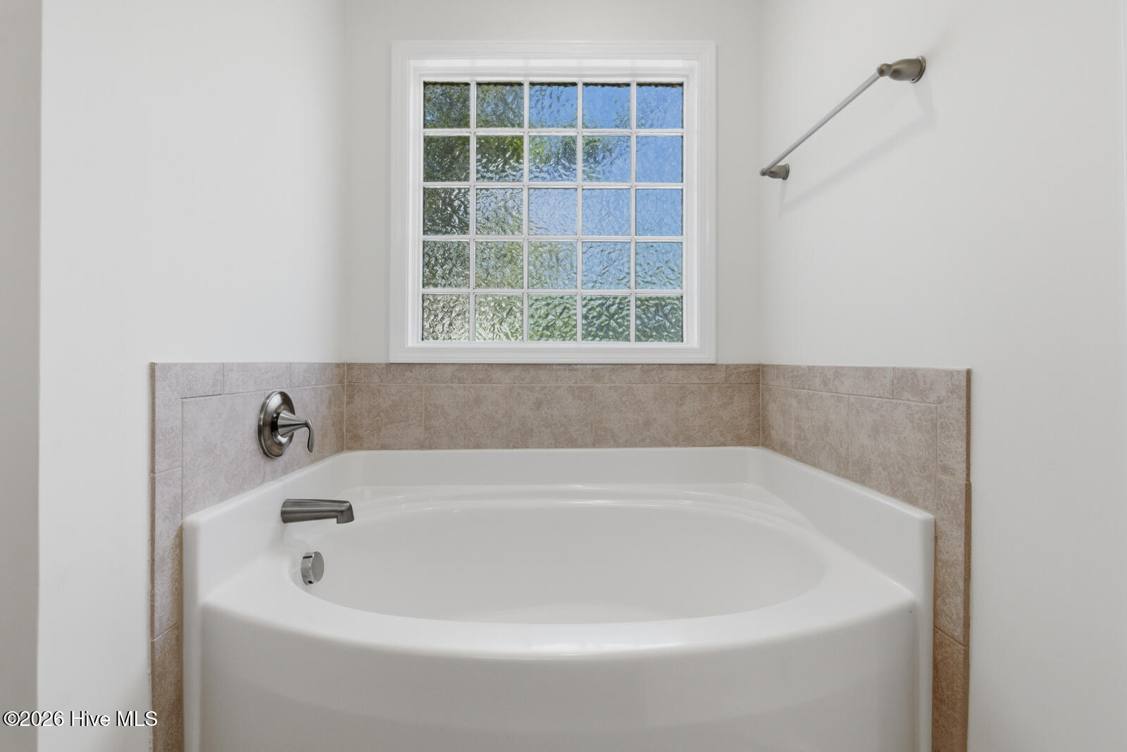 100568467 | Photo 25