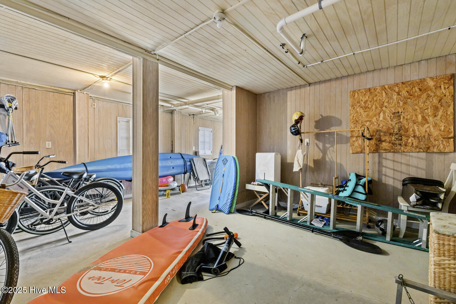 100525071 | Photo 37