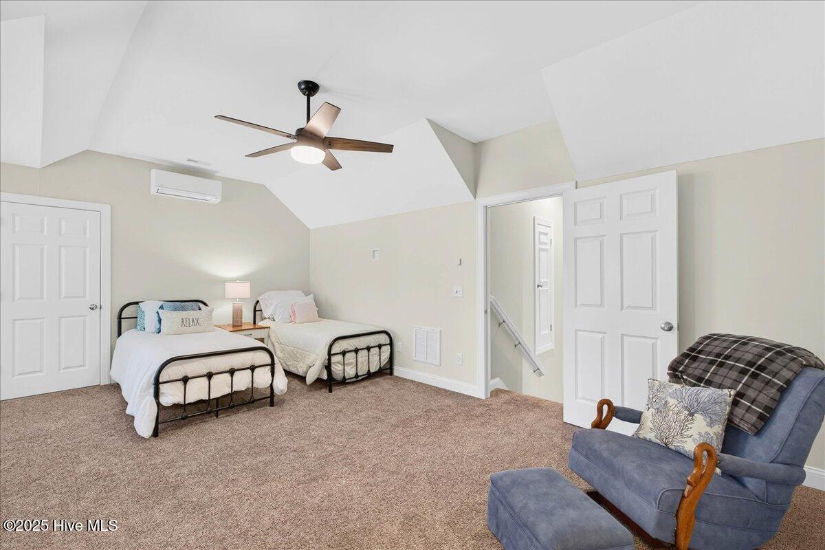 100530604 | Photo 81