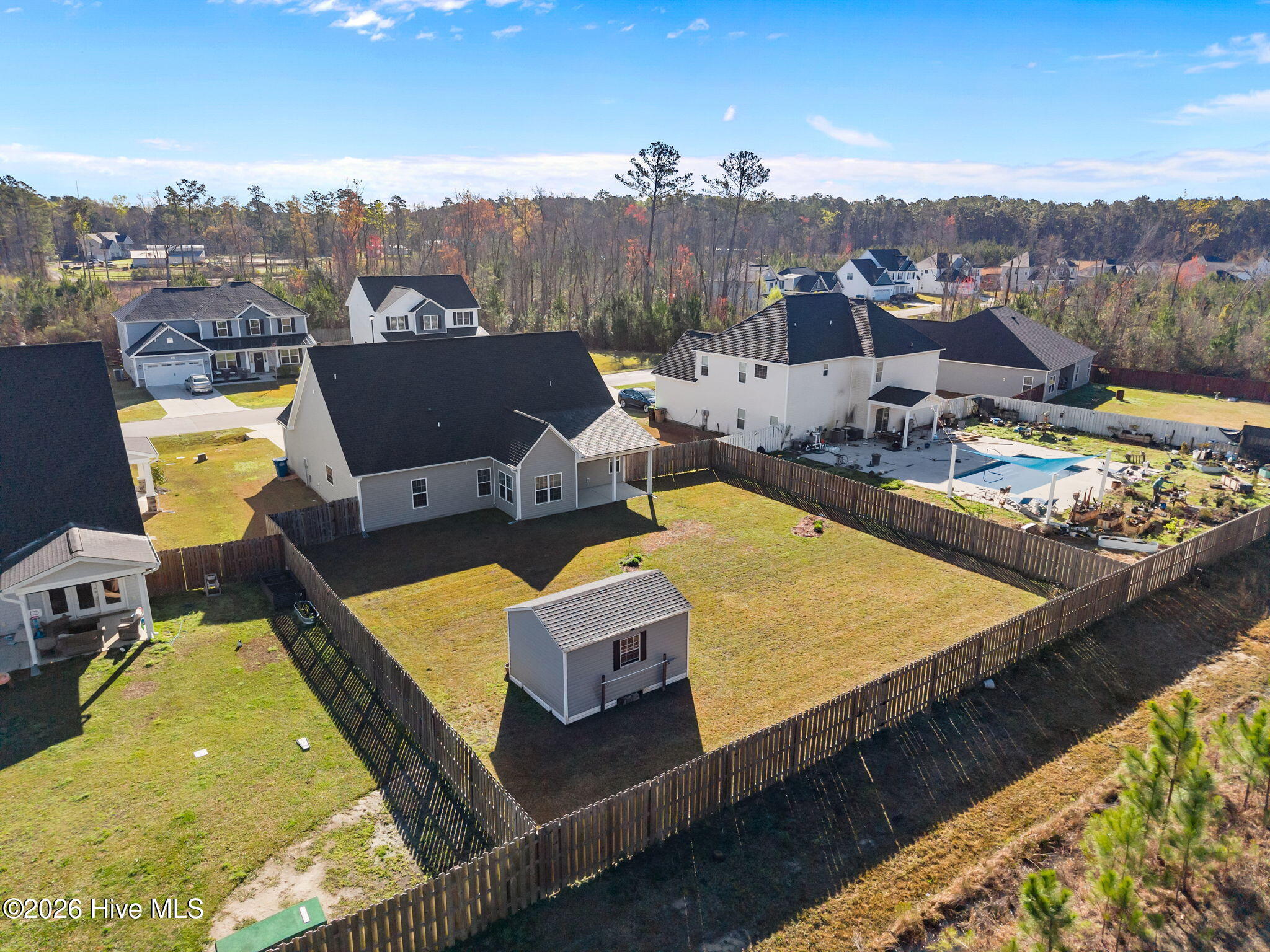 100561357 | Photo 46