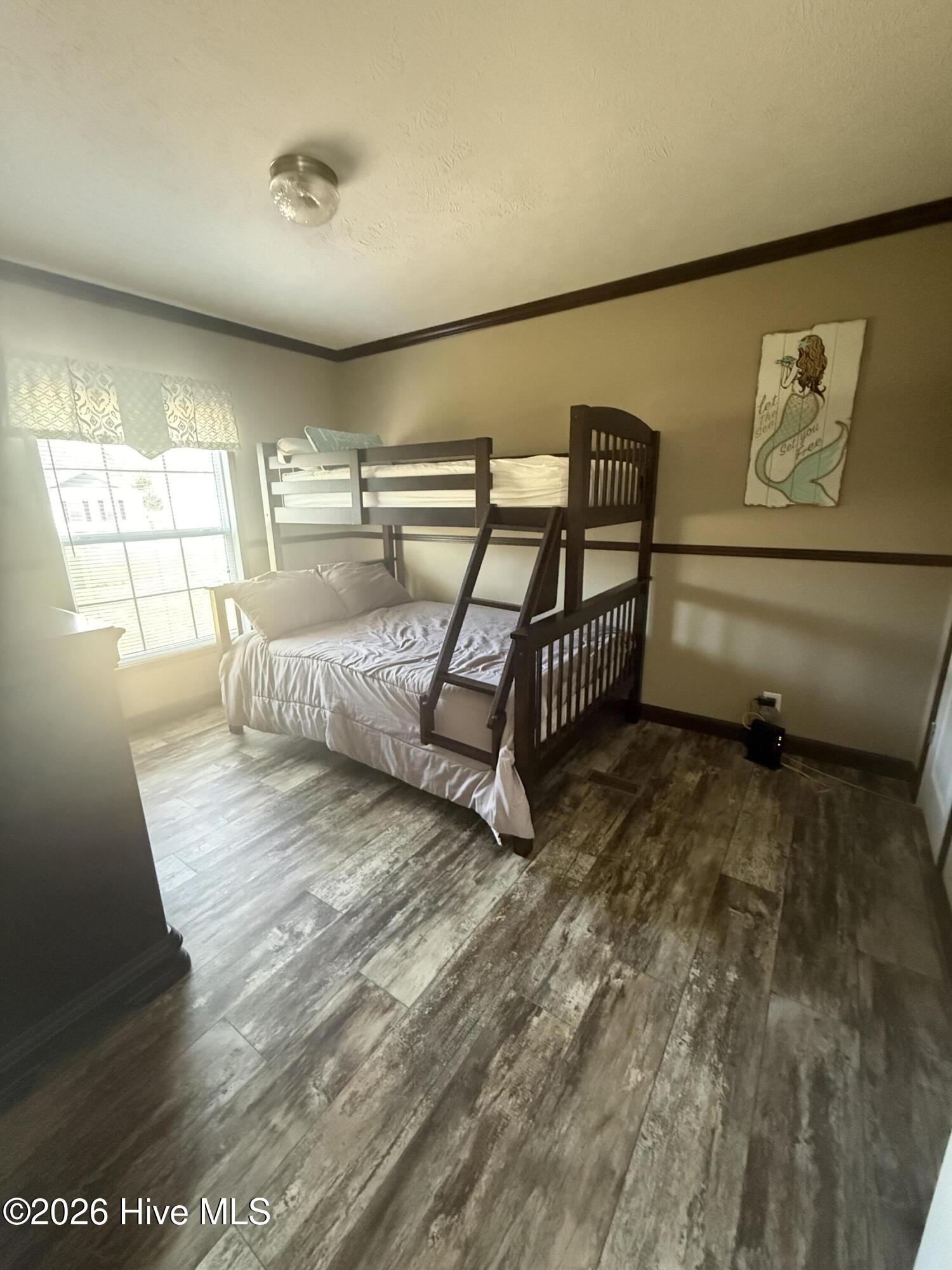 100558789 | Photo 14