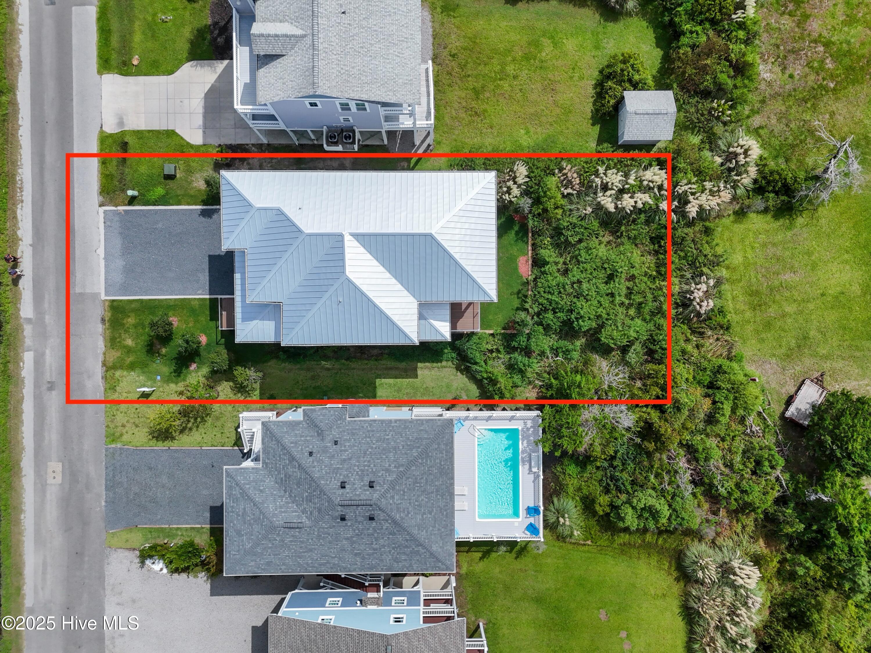 100549252 | Photo 62