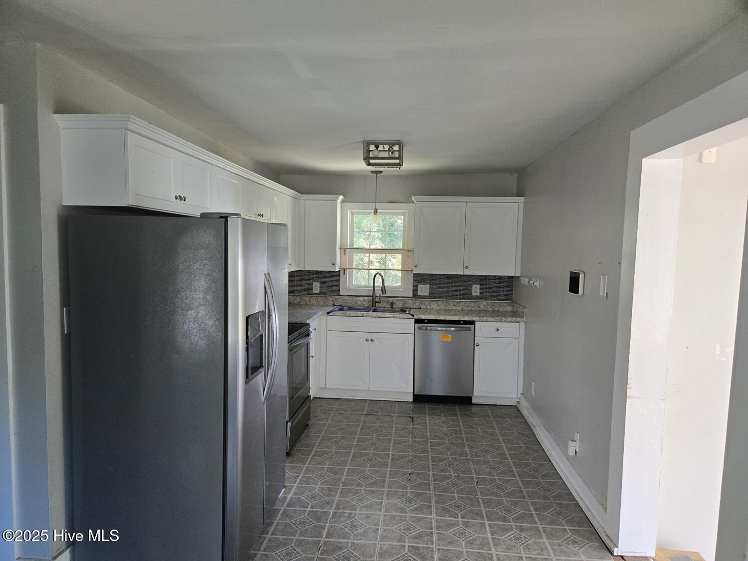 Homes for sale in Maysville, NC | 125 Great Lake Rd, Maysville, NC 28555 | MLS# 100537495