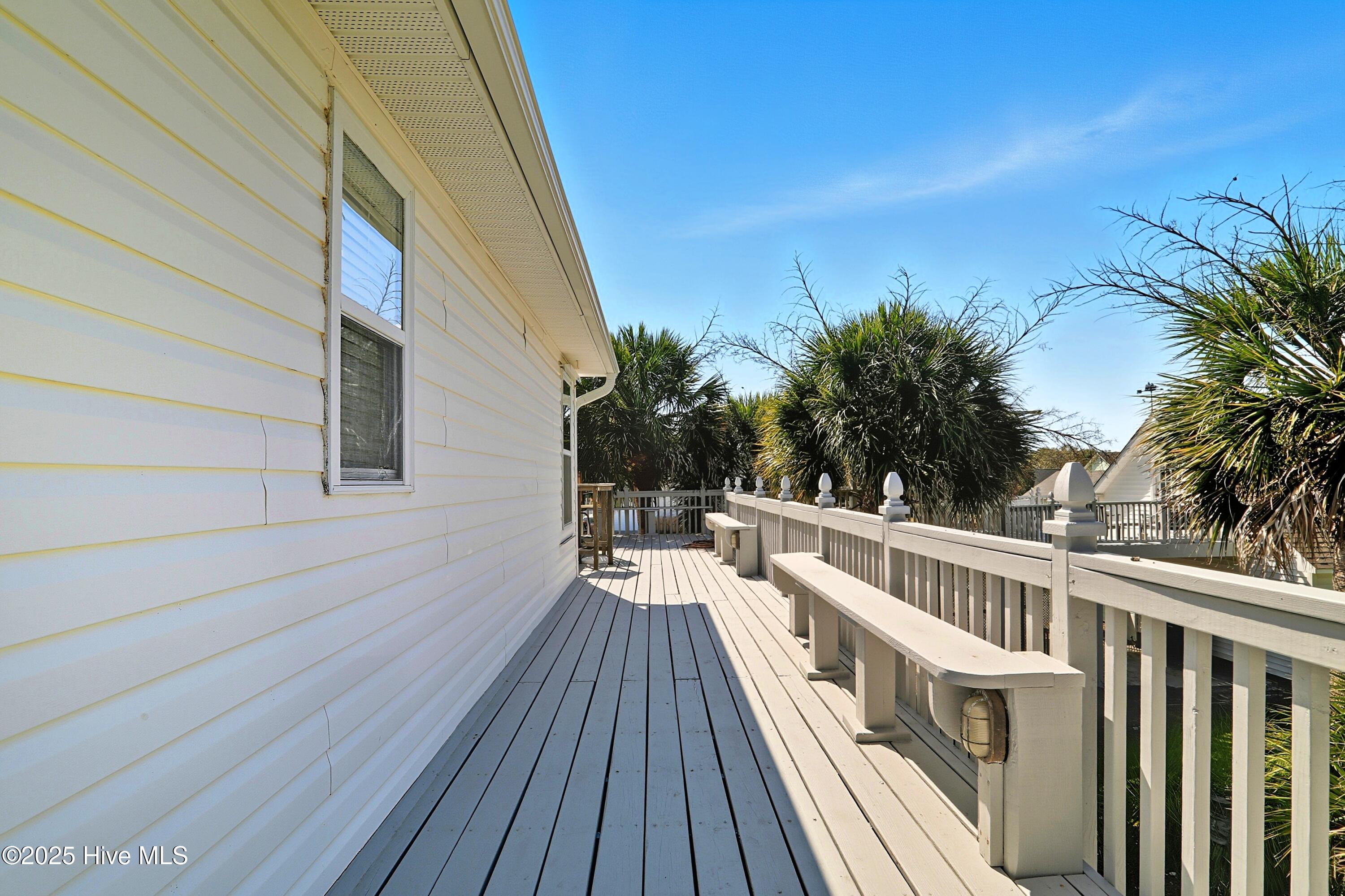 100532485 | Photo 37