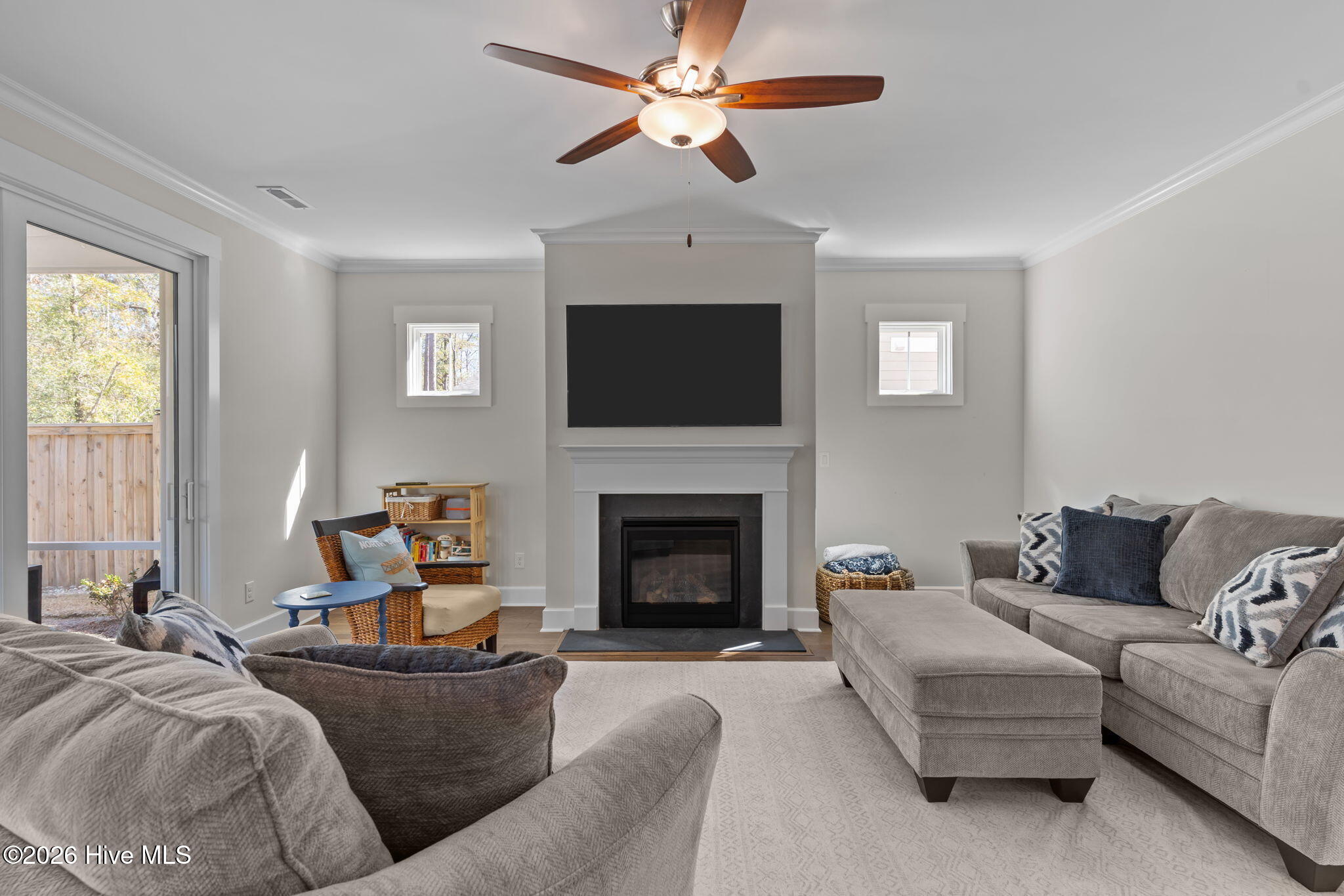 100555424 | Photo 17