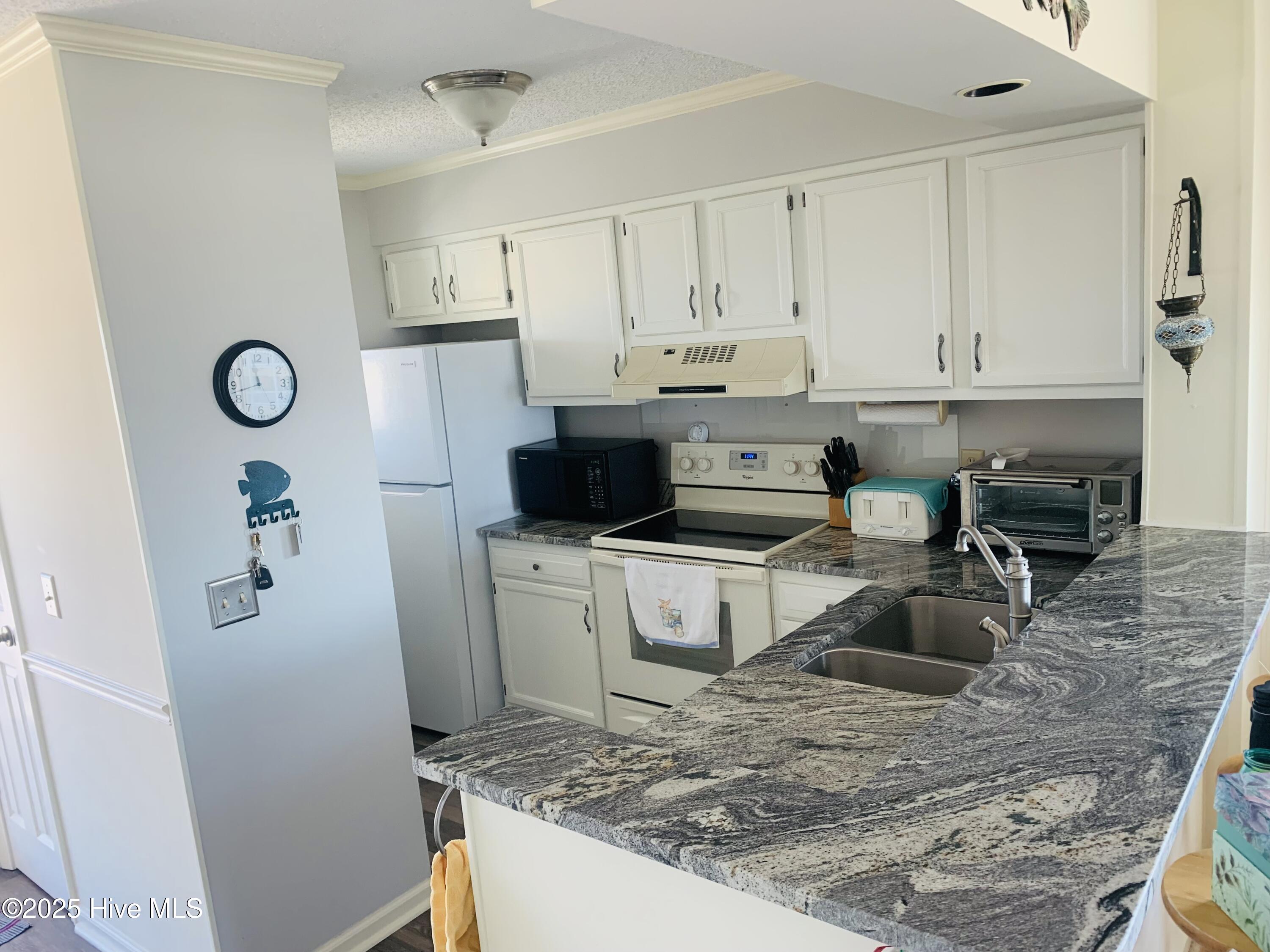 650 Cedar Point Boulevard UNIT C 31, Cedar Point, NC, 28584