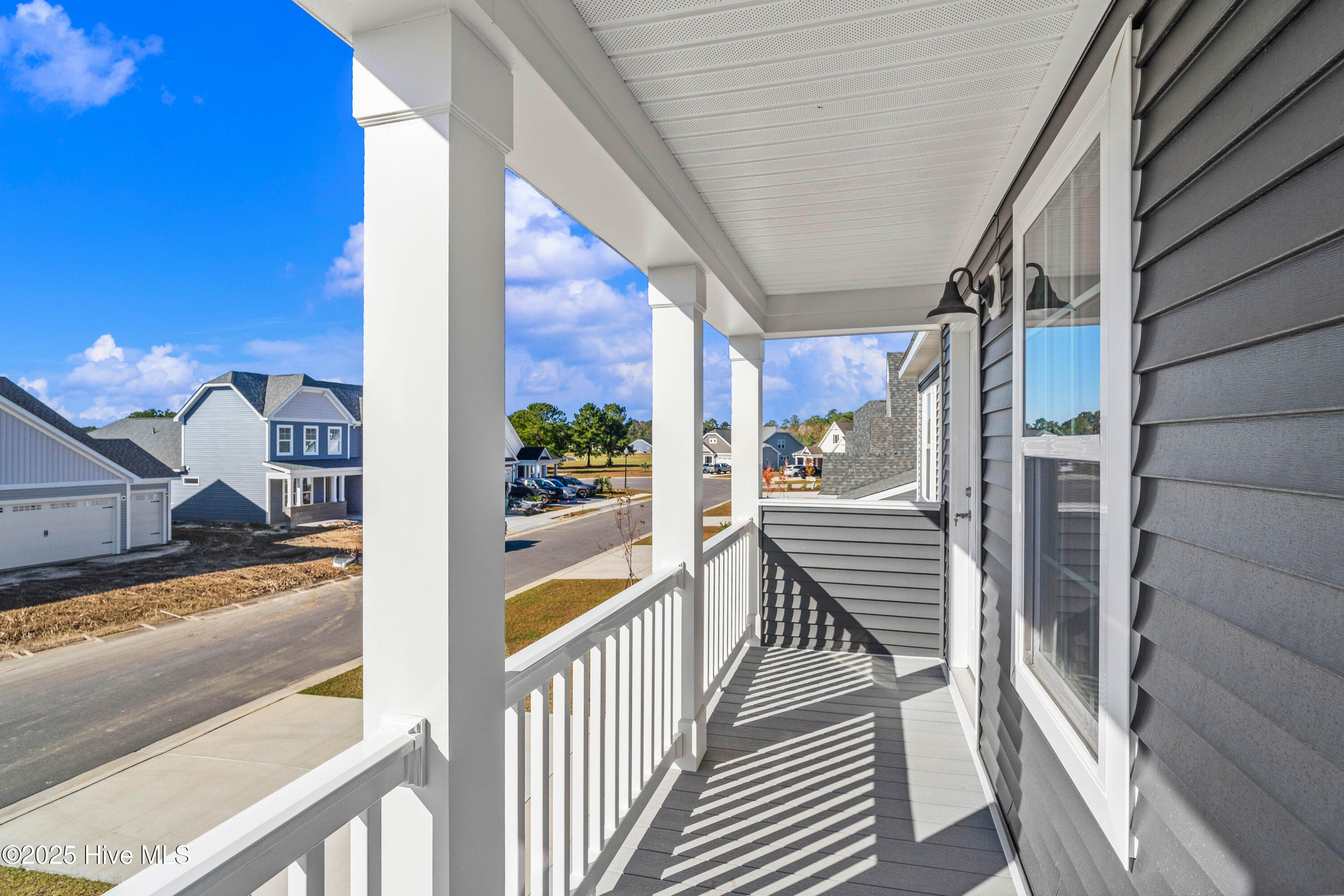 100499667 | Photo 28