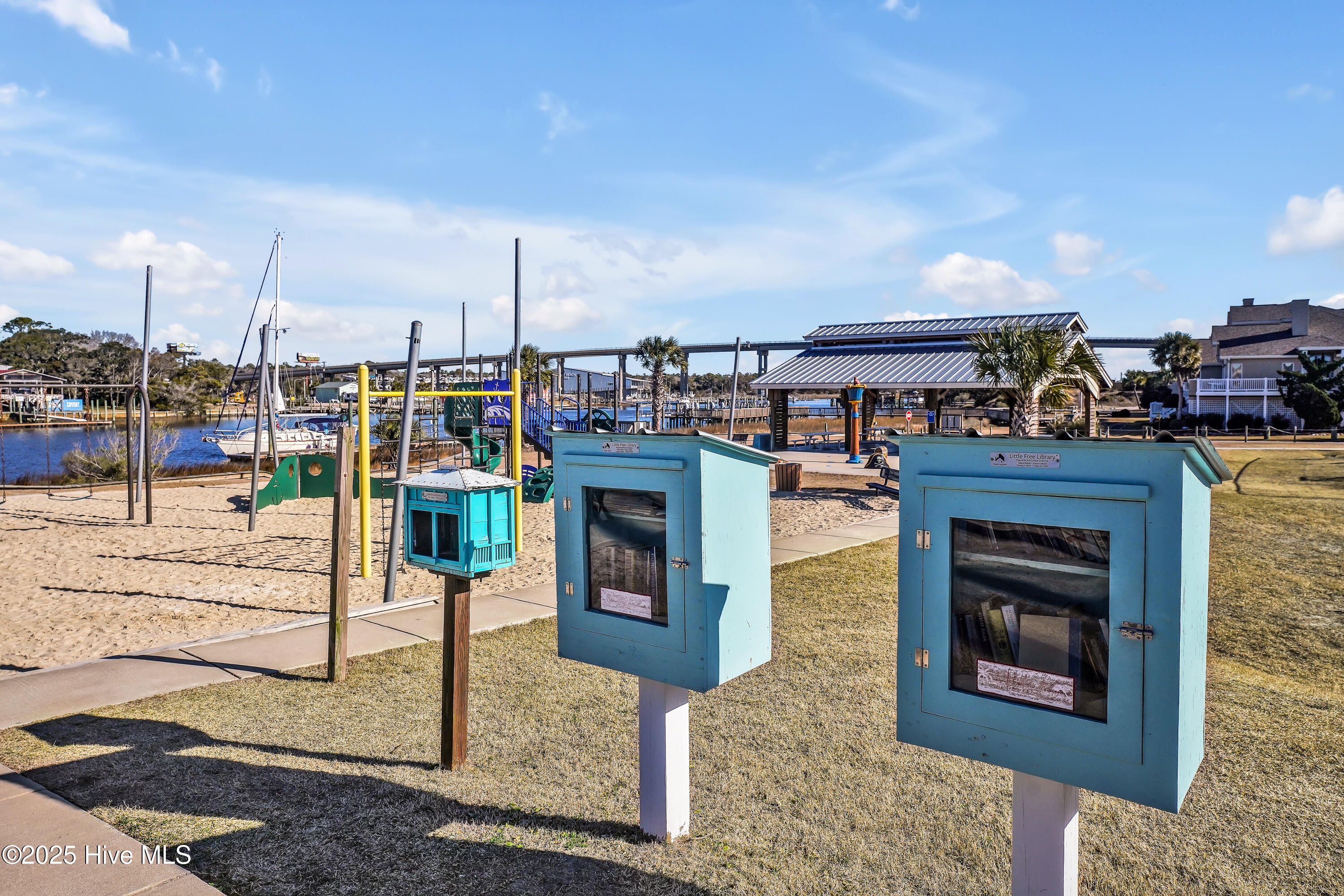 100540737 | Photo 60