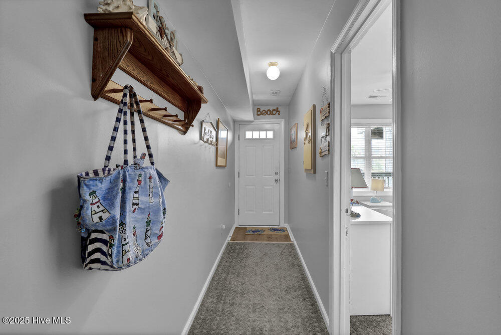 100513215 | Photo 35