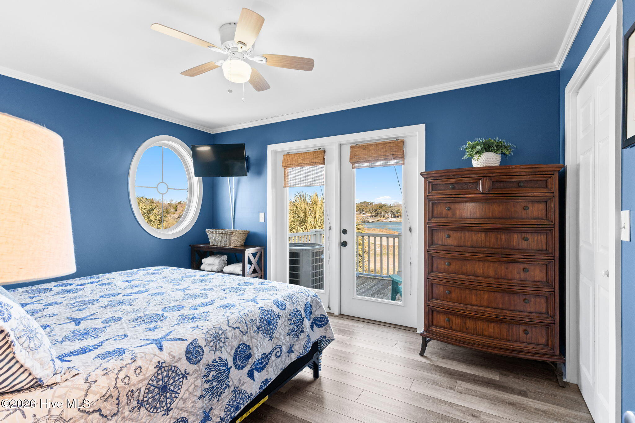 100557259 | Photo 22