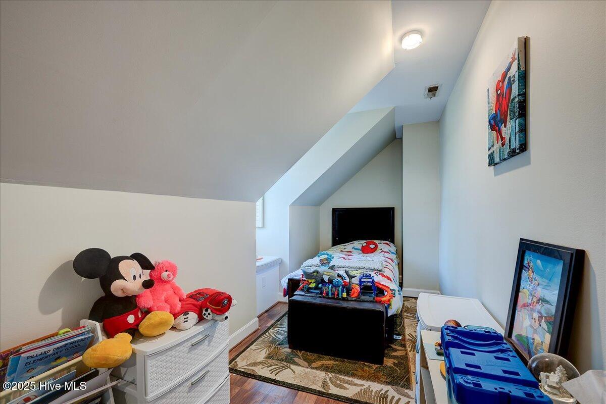 3302 Country Club Road,Trent Woods