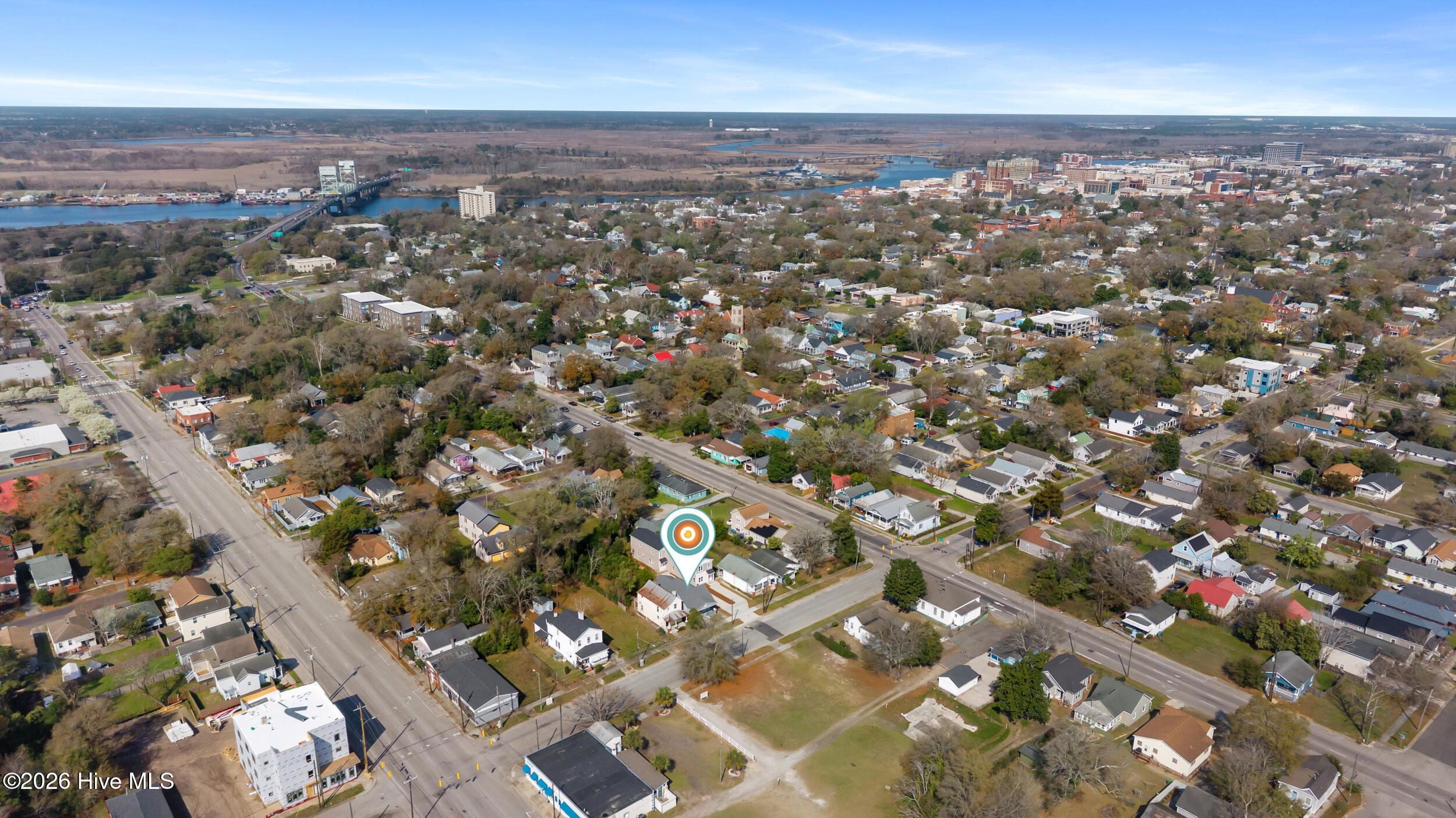 100561593 | Photo 31