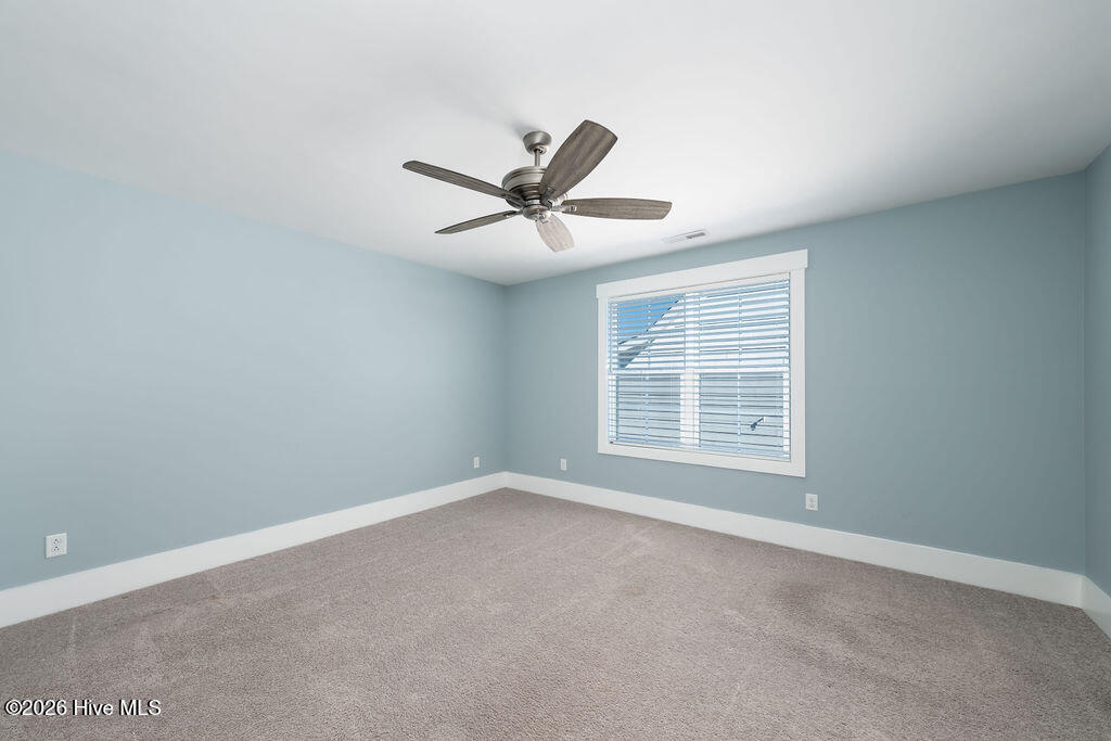 100551056 | Photo 39