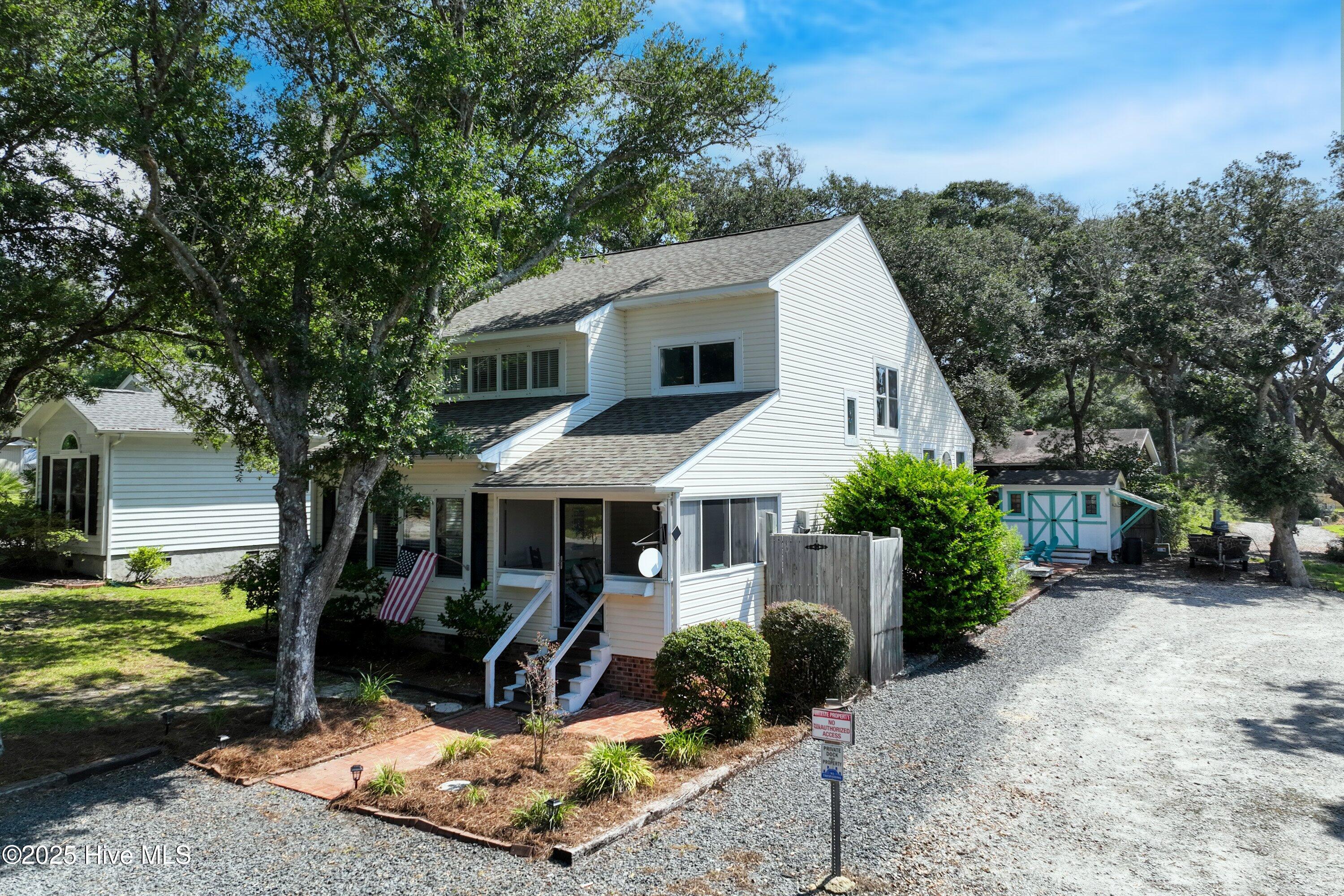 100527837 | Photo 39