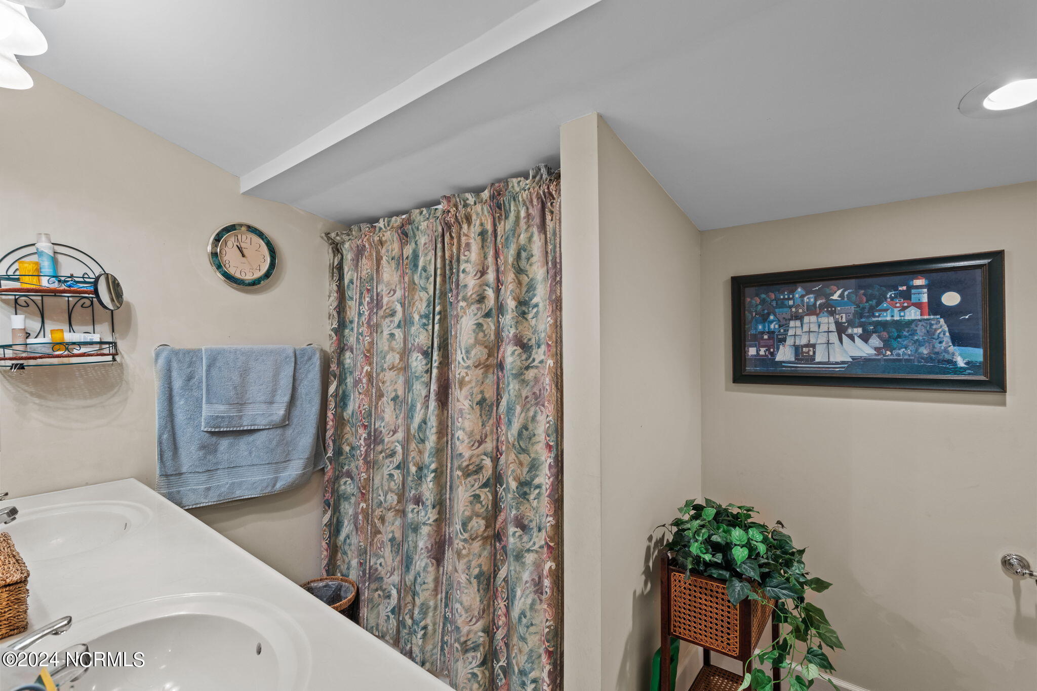 Homes for sale in Washington, NC | 916 W 3rd St, Washington, NC 27889 | MLS# 100427961