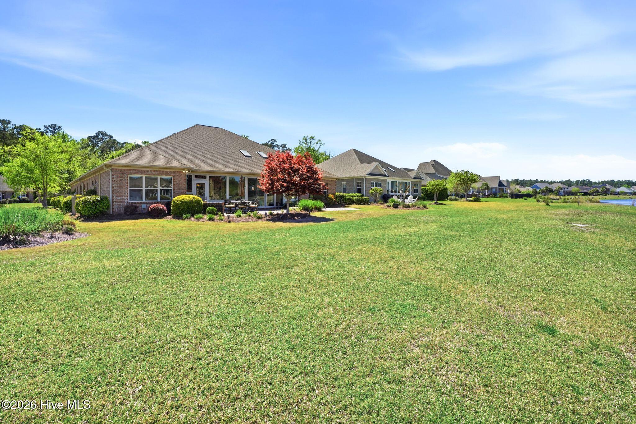 100565235 | Photo 69